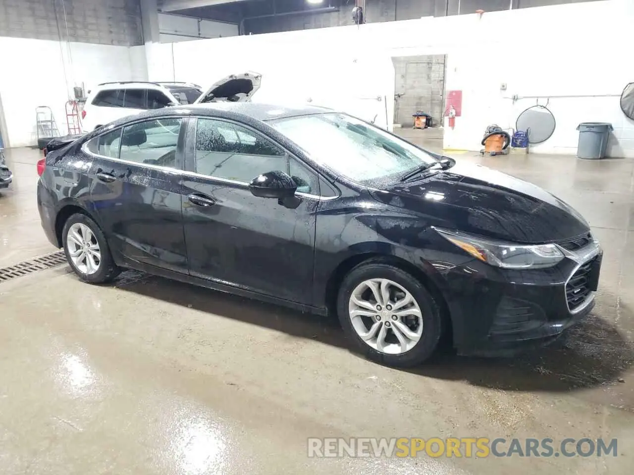 4 Photograph of a damaged car 1G1BE5SM3K7118733 CHEVROLET CRUZE 2019