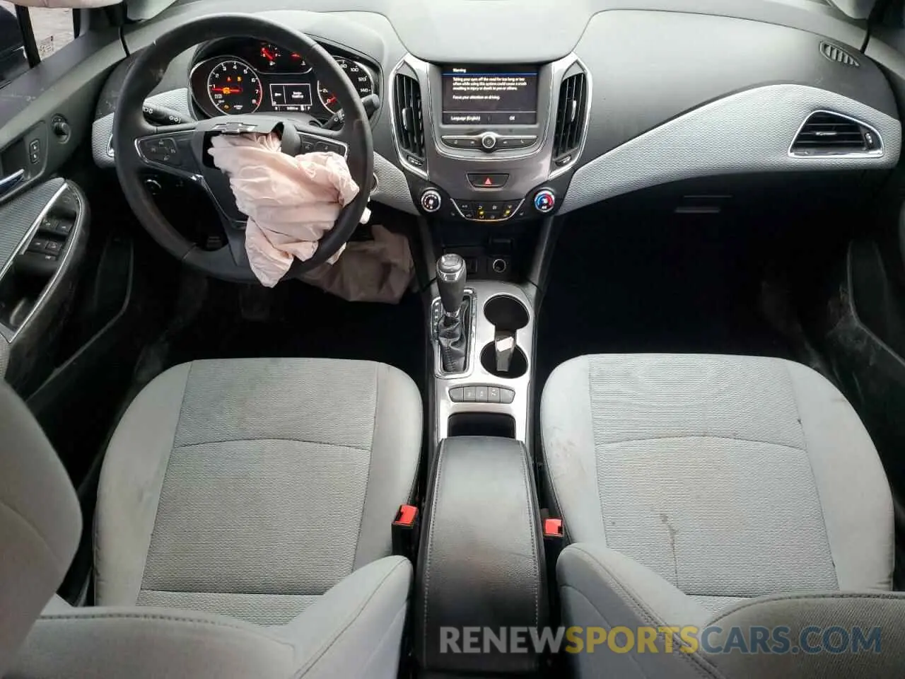8 Photograph of a damaged car 1G1BE5SM3K7122457 CHEVROLET CRUZE 2019