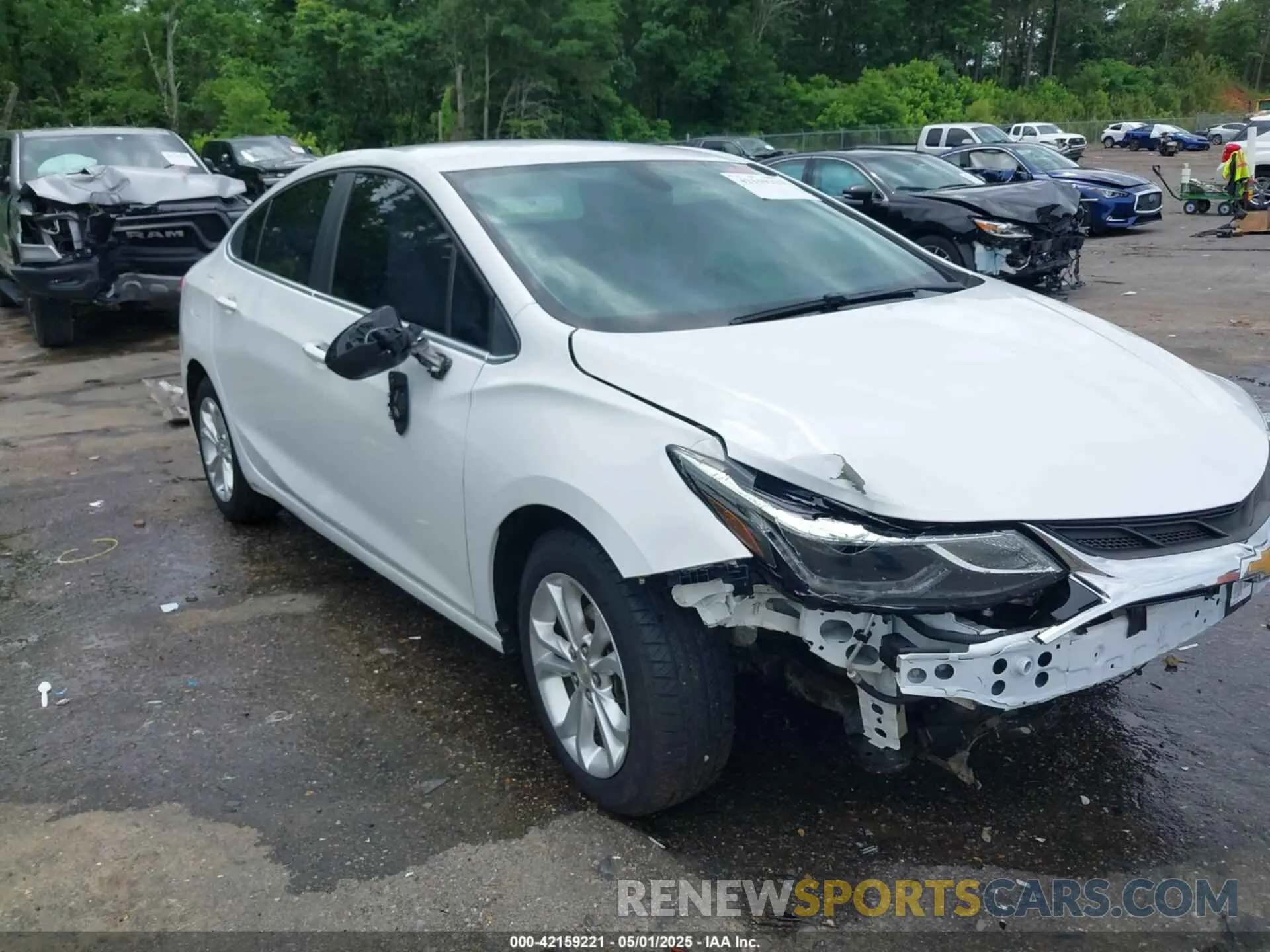 1 Photograph of a damaged car 1G1BE5SM3K7131157 CHEVROLET CRUZE 2019
