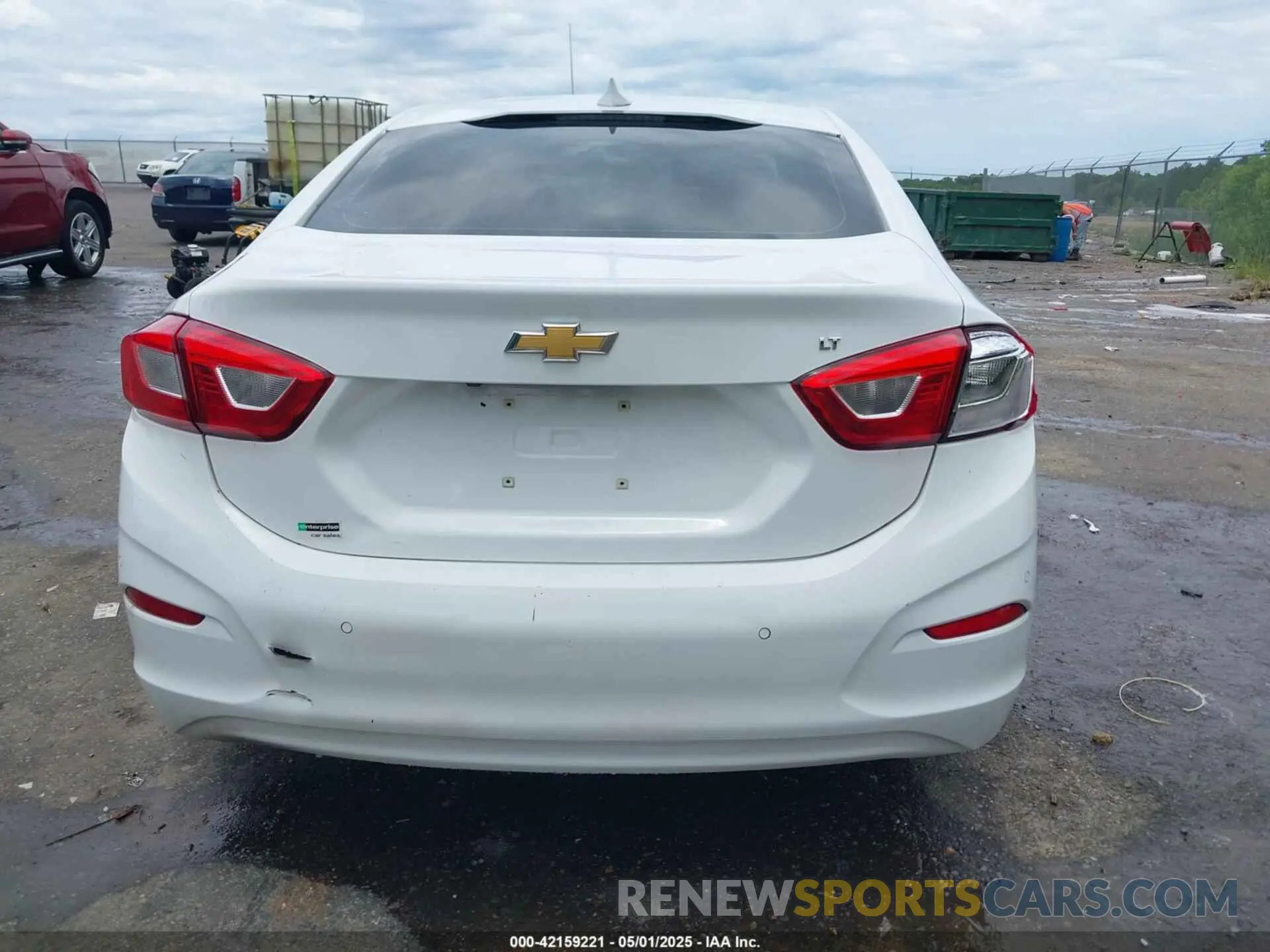 17 Photograph of a damaged car 1G1BE5SM3K7131157 CHEVROLET CRUZE 2019