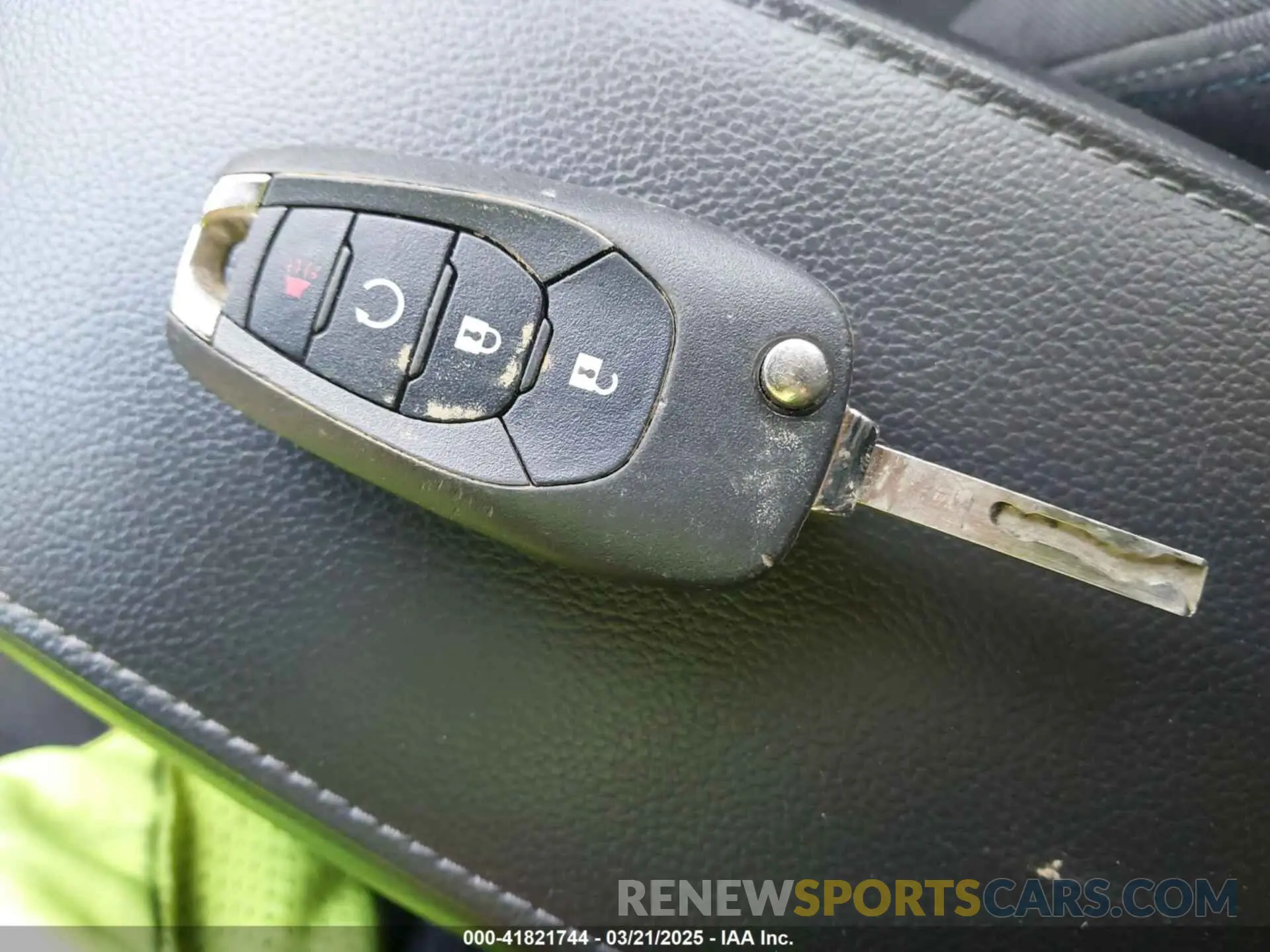 11 Photograph of a damaged car 1G1BE5SM3K7139744 CHEVROLET CRUZE 2019