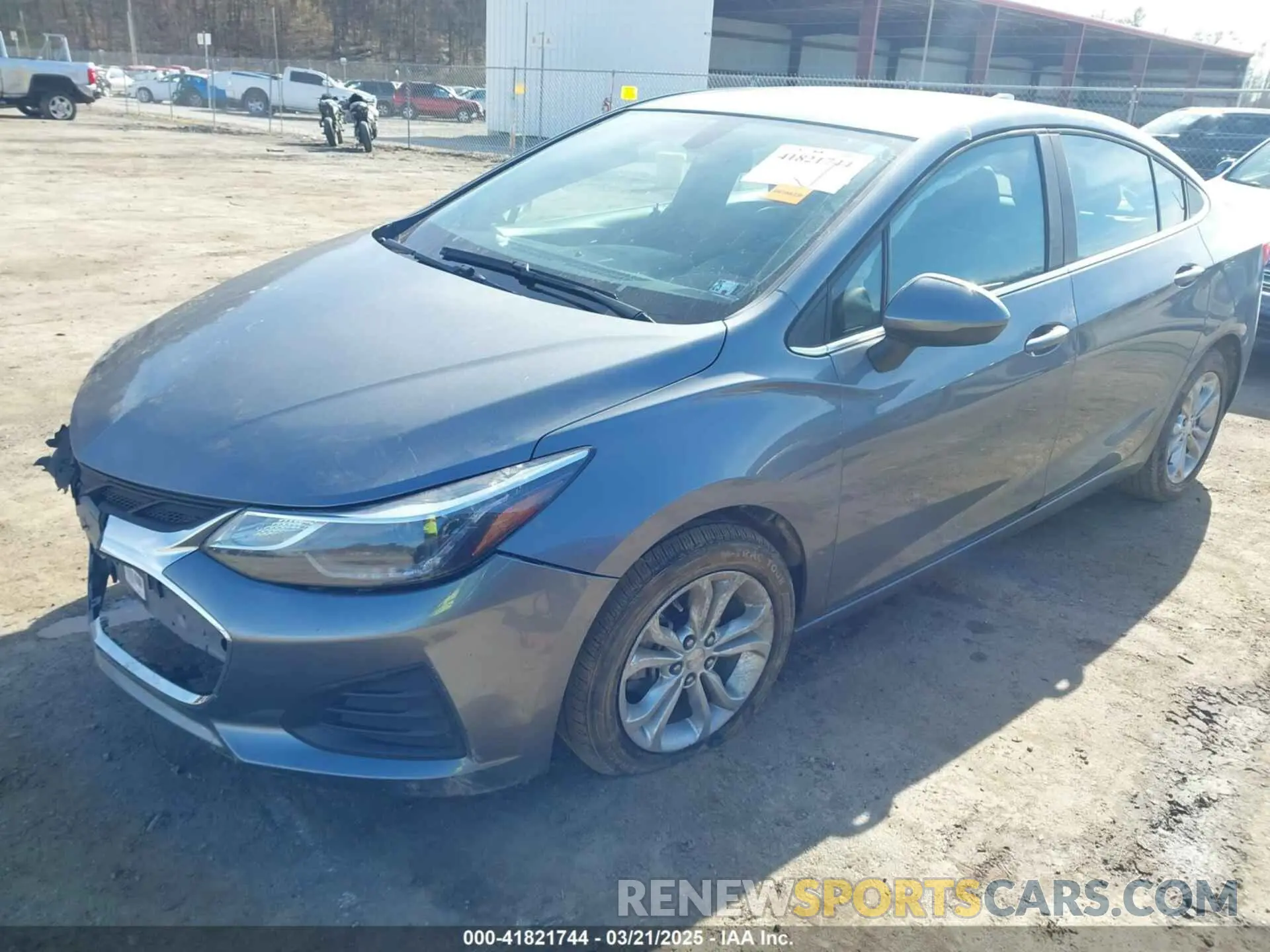 2 Photograph of a damaged car 1G1BE5SM3K7139744 CHEVROLET CRUZE 2019