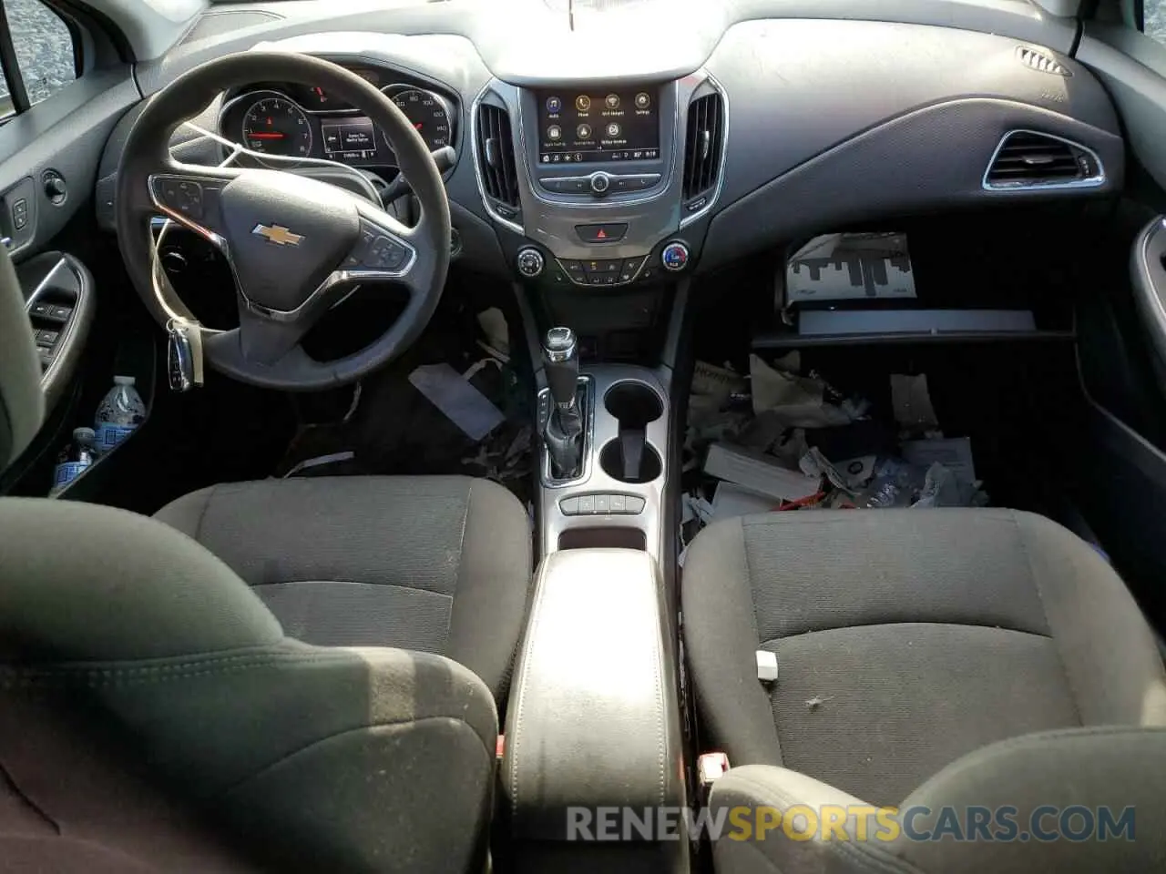 8 Photograph of a damaged car 1G1BE5SM3K7143390 CHEVROLET CRUZE 2019