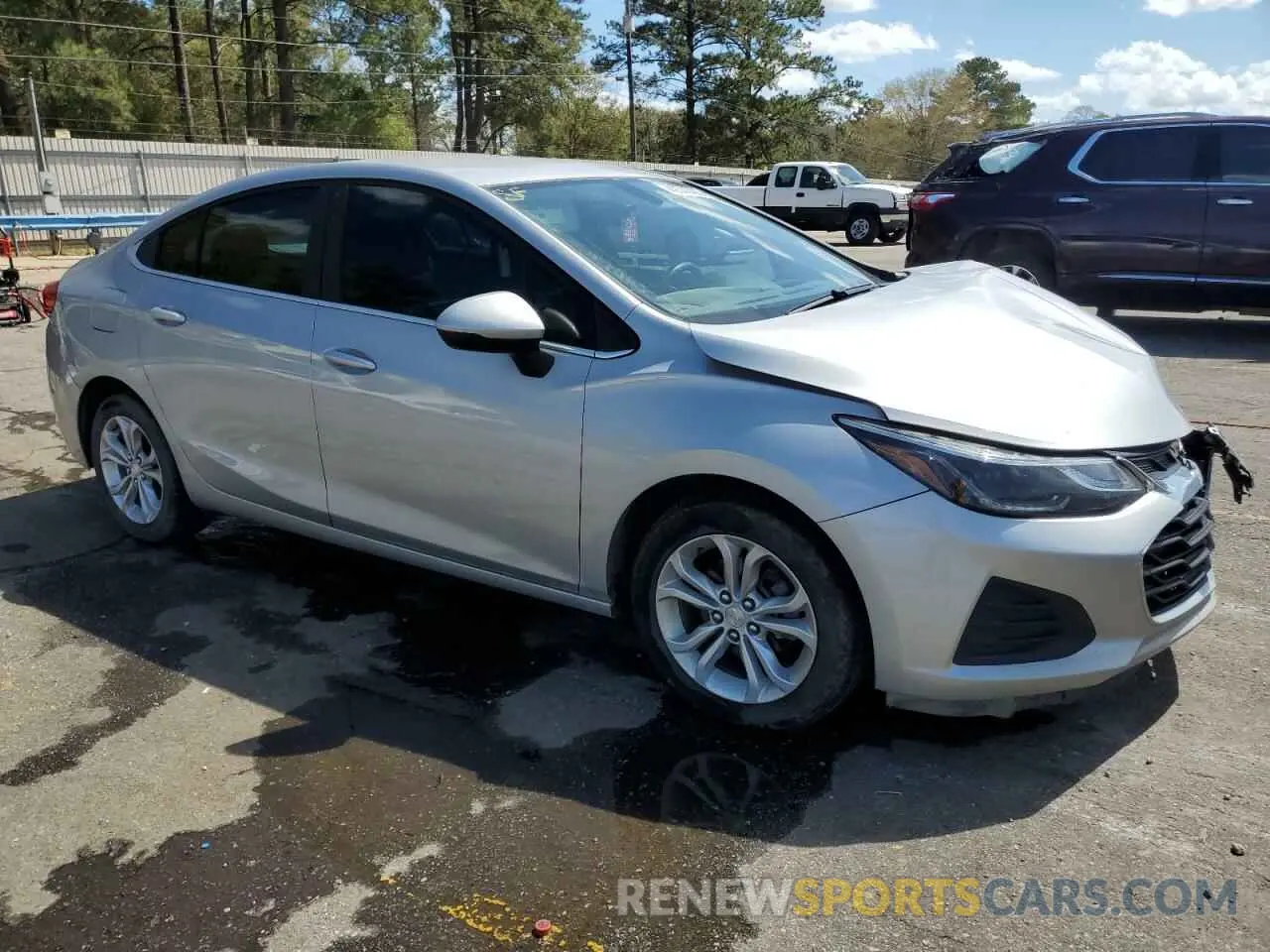 4 Photograph of a damaged car 1G1BE5SM3K7144152 CHEVROLET CRUZE 2019