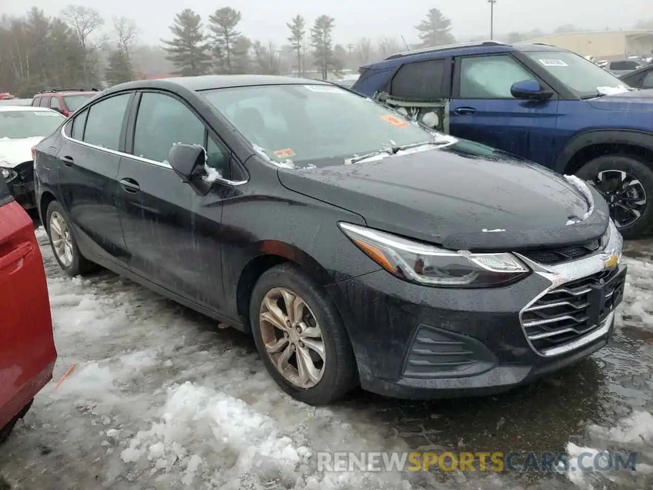 4 Photograph of a damaged car 1G1BE5SM3K7145317 CHEVROLET CRUZE 2019