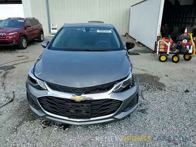13 Photograph of a damaged car 1G1BE5SM4K7105084 CHEVROLET CRUZE 2019