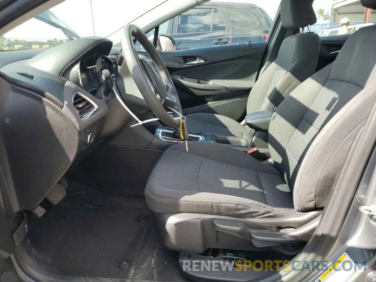 7 Photograph of a damaged car 1G1BE5SM4K7105084 CHEVROLET CRUZE 2019