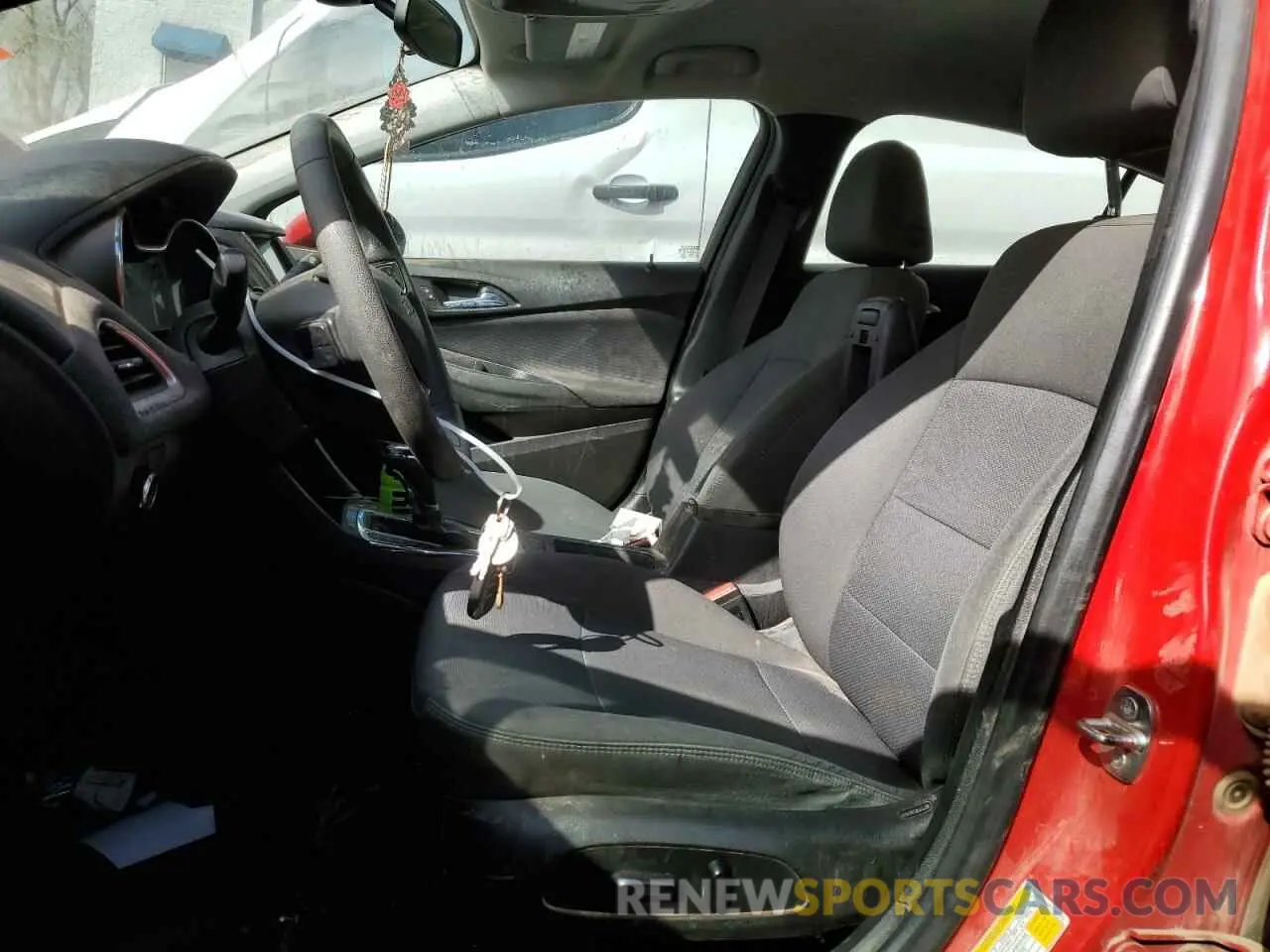7 Photograph of a damaged car 1G1BE5SM4K7108373 CHEVROLET CRUZE 2019