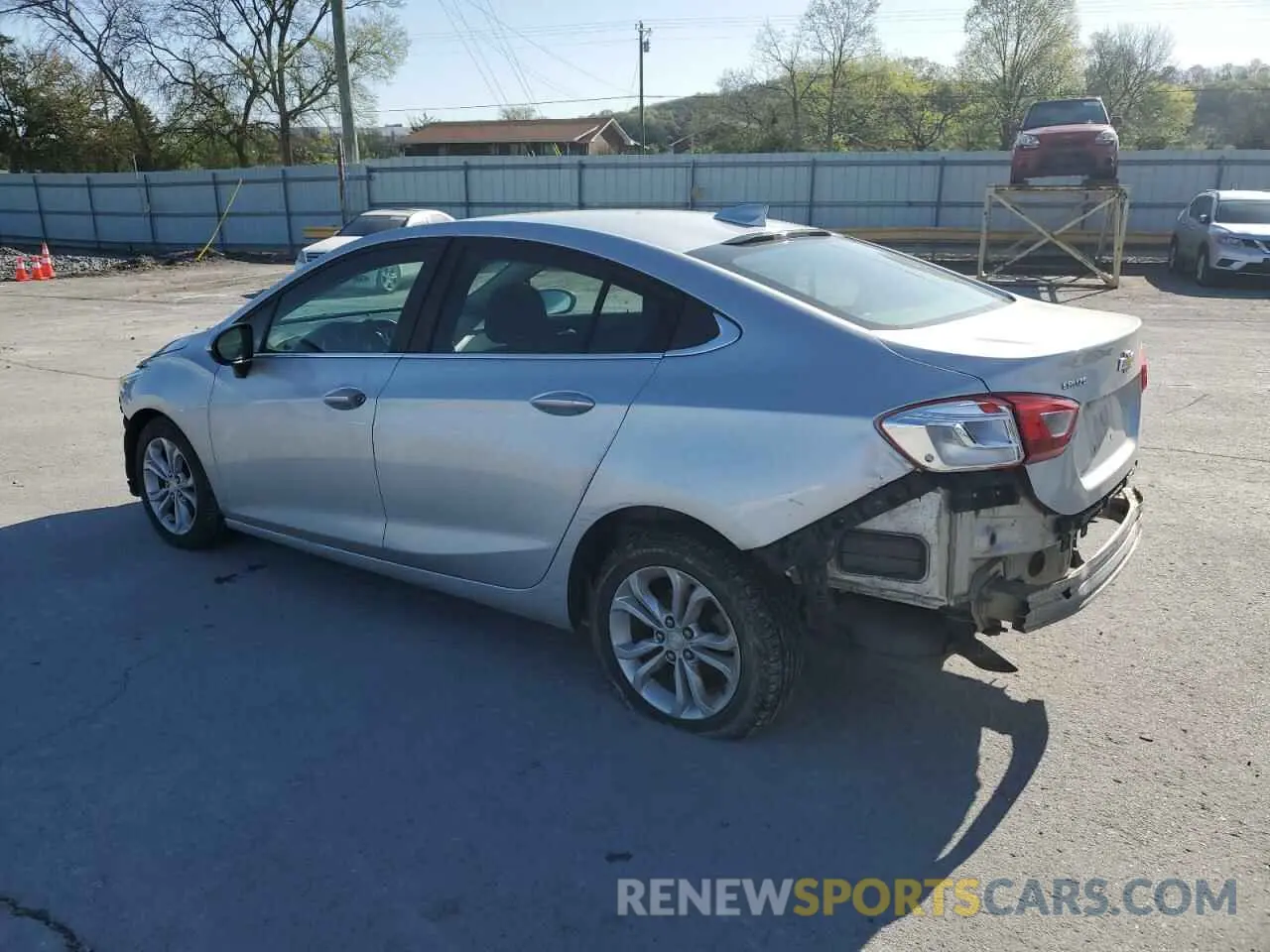 2 Photograph of a damaged car 1G1BE5SM4K7112035 CHEVROLET CRUZE 2019