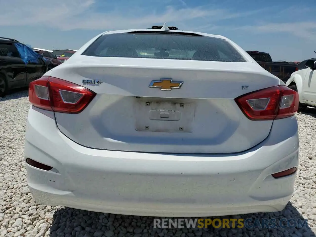 6 Photograph of a damaged car 1G1BE5SM4K7112357 CHEVROLET CRUZE 2019