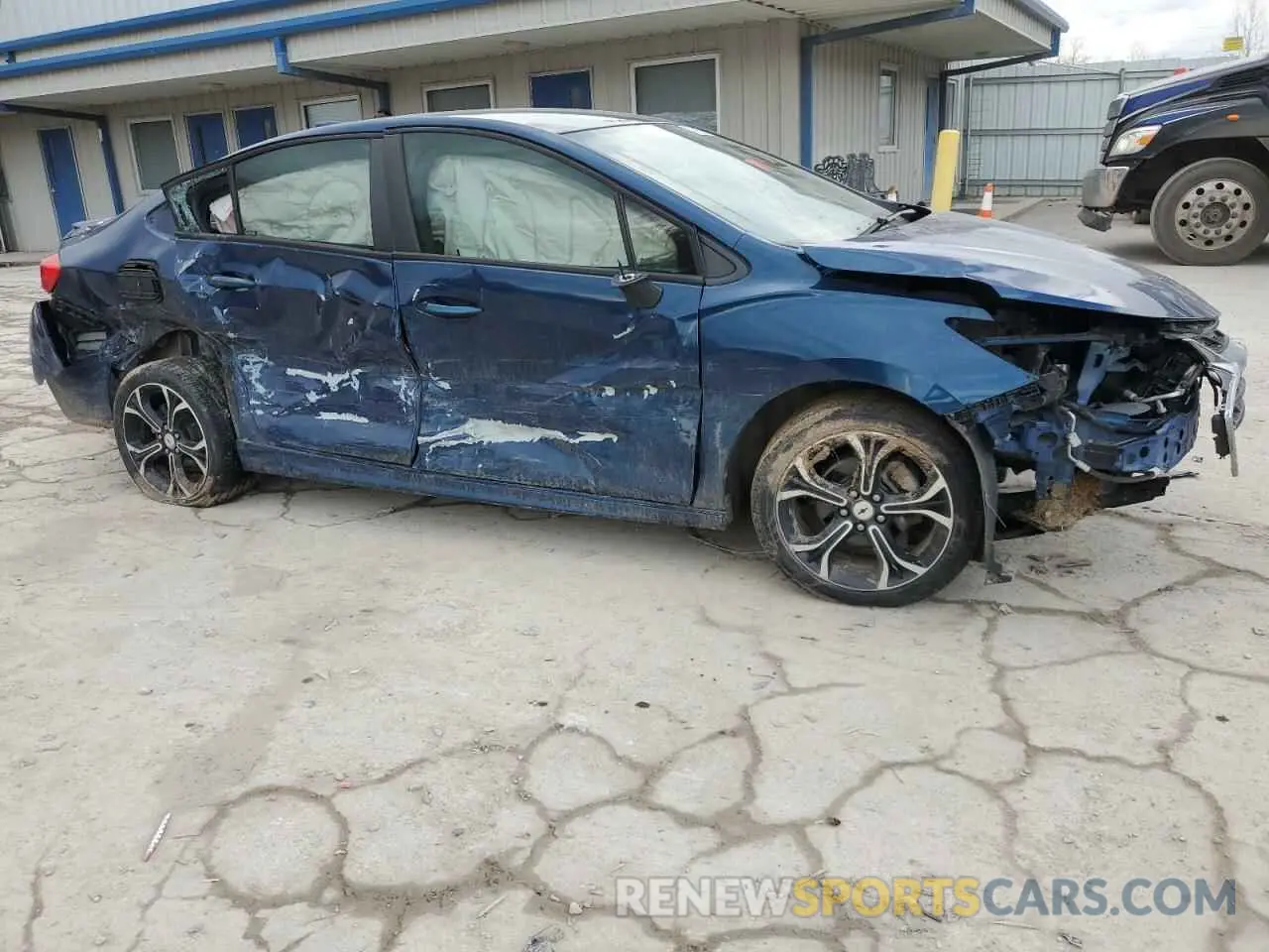 4 Photograph of a damaged car 1G1BE5SM4K7118014 CHEVROLET CRUZE 2019