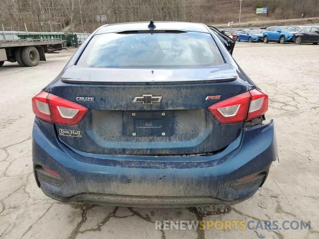 6 Photograph of a damaged car 1G1BE5SM4K7118014 CHEVROLET CRUZE 2019