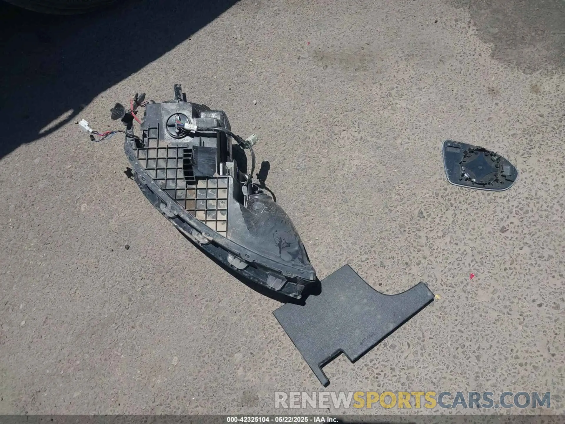 12 Photograph of a damaged car 1G1BE5SM4K7122306 CHEVROLET CRUZE 2019