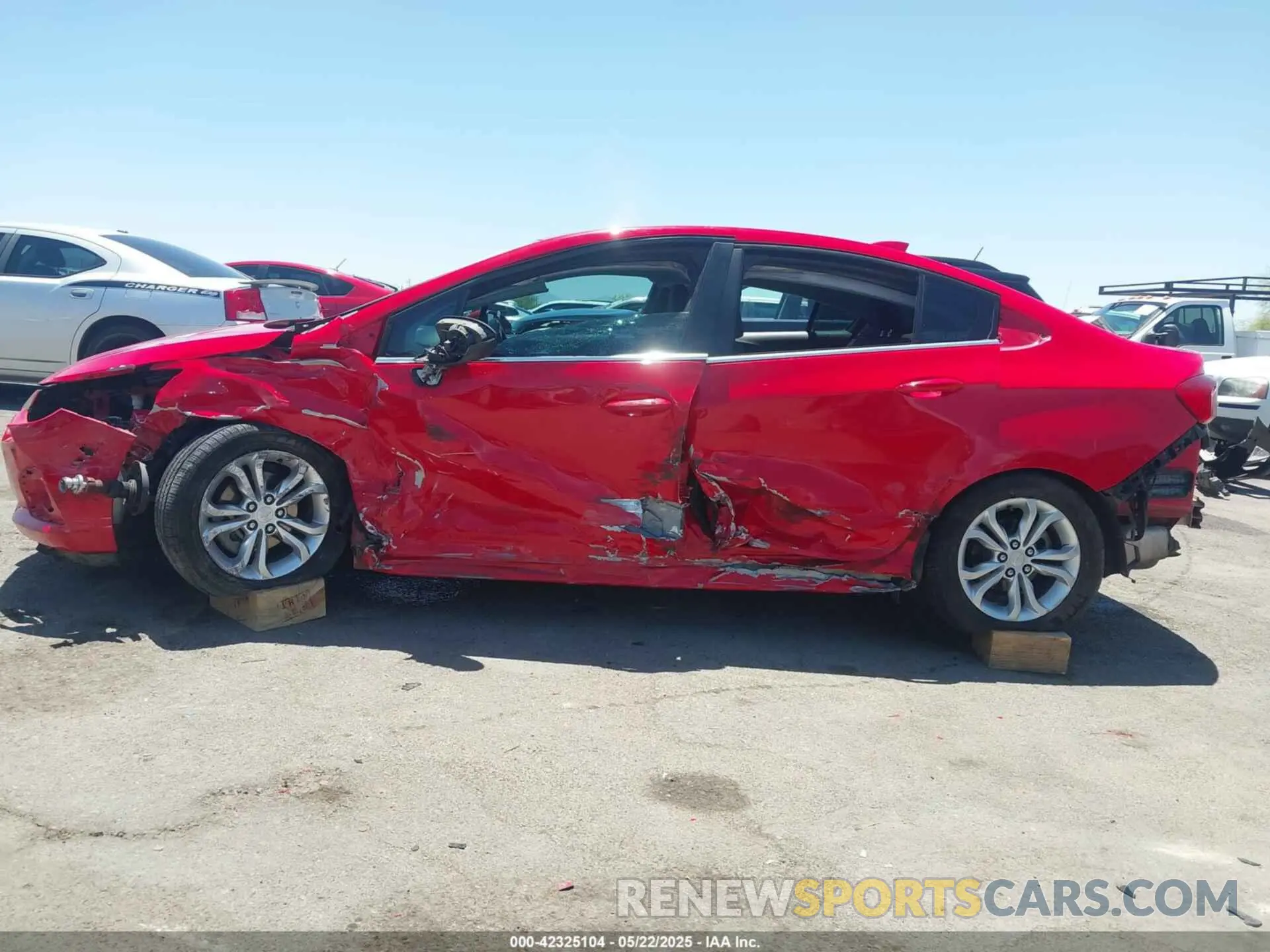 15 Photograph of a damaged car 1G1BE5SM4K7122306 CHEVROLET CRUZE 2019