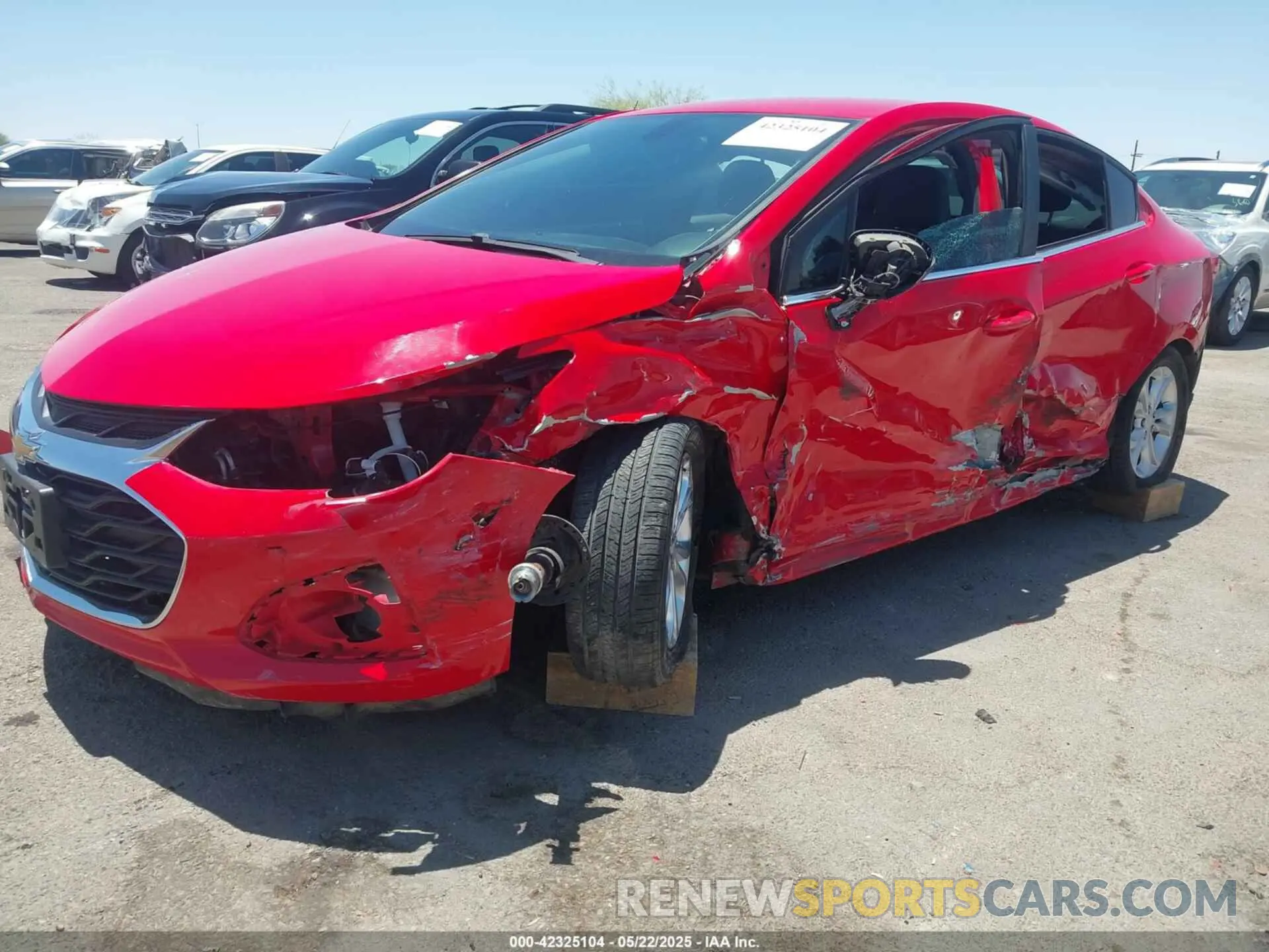 2 Photograph of a damaged car 1G1BE5SM4K7122306 CHEVROLET CRUZE 2019