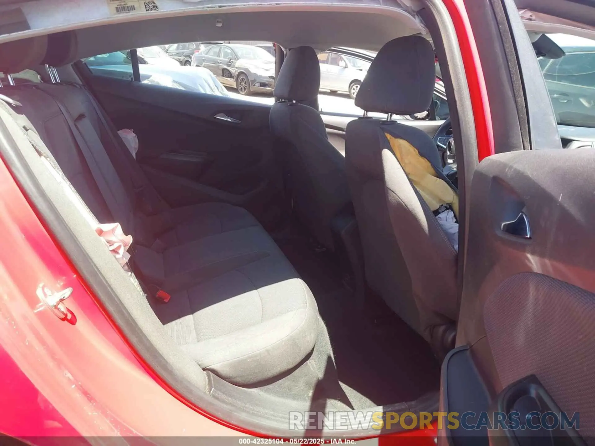 8 Photograph of a damaged car 1G1BE5SM4K7122306 CHEVROLET CRUZE 2019