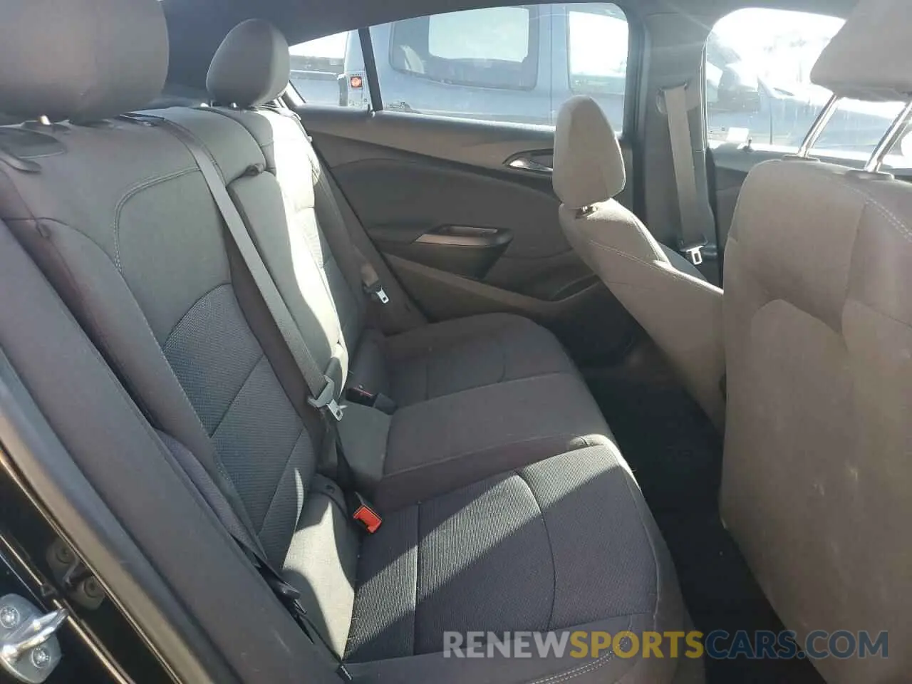 10 Photograph of a damaged car 1G1BE5SM4K7135931 CHEVROLET CRUZE 2019