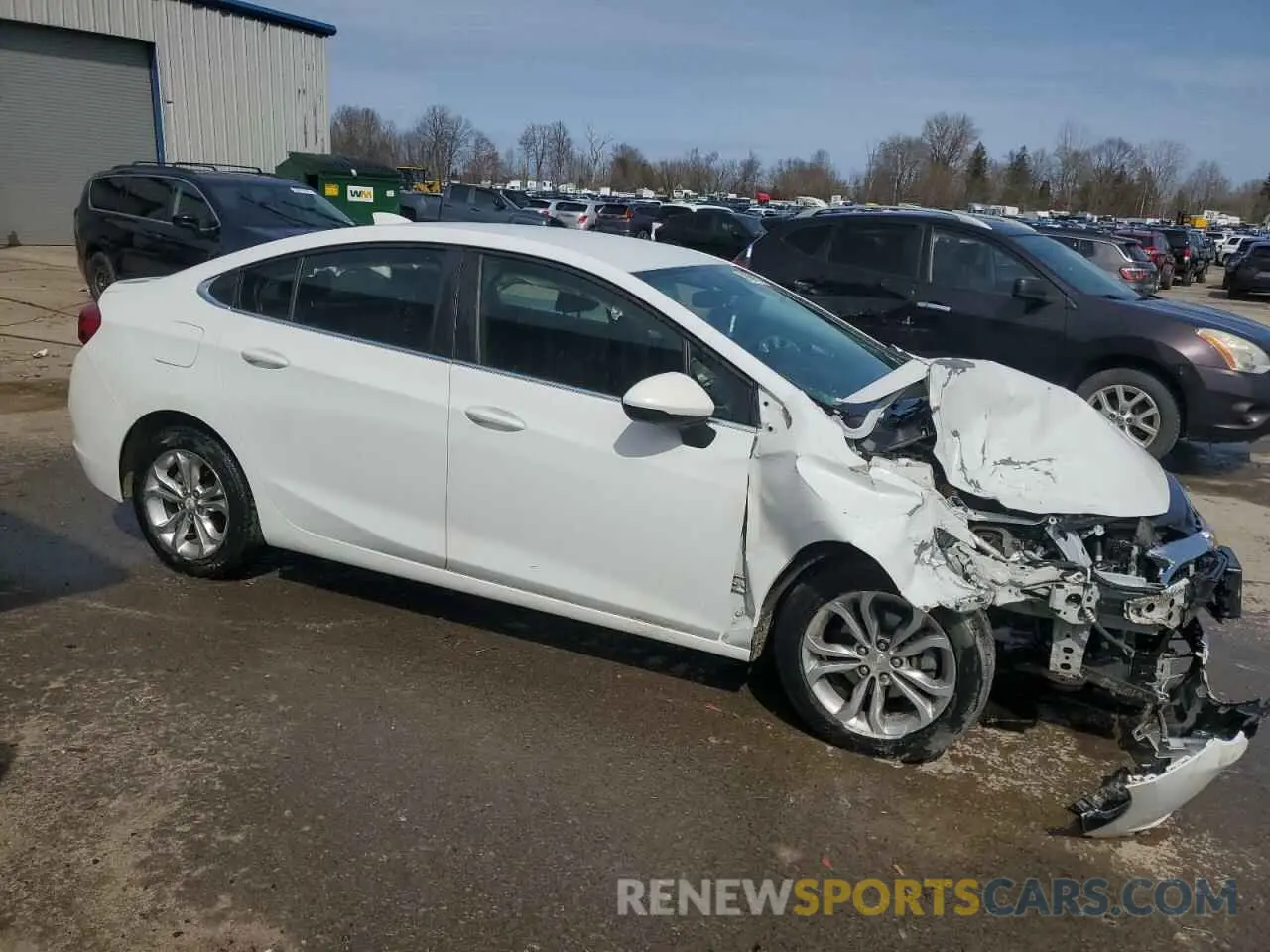 4 Photograph of a damaged car 1G1BE5SM4K7146640 CHEVROLET CRUZE 2019