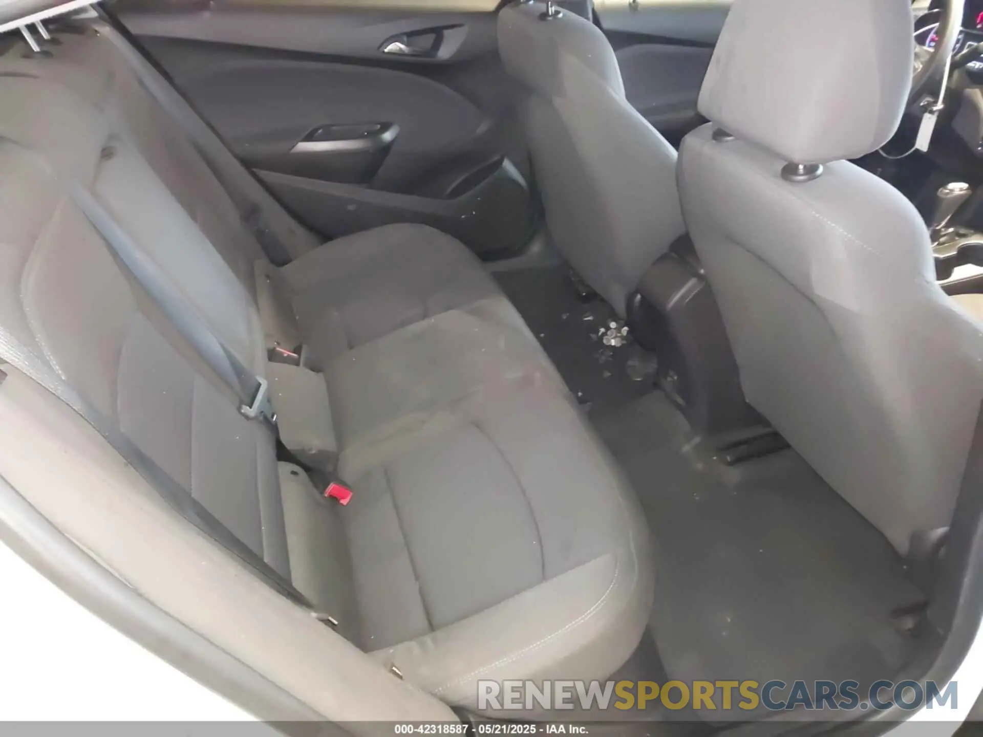 8 Photograph of a damaged car 1G1BE5SM5K7115588 CHEVROLET CRUZE 2019