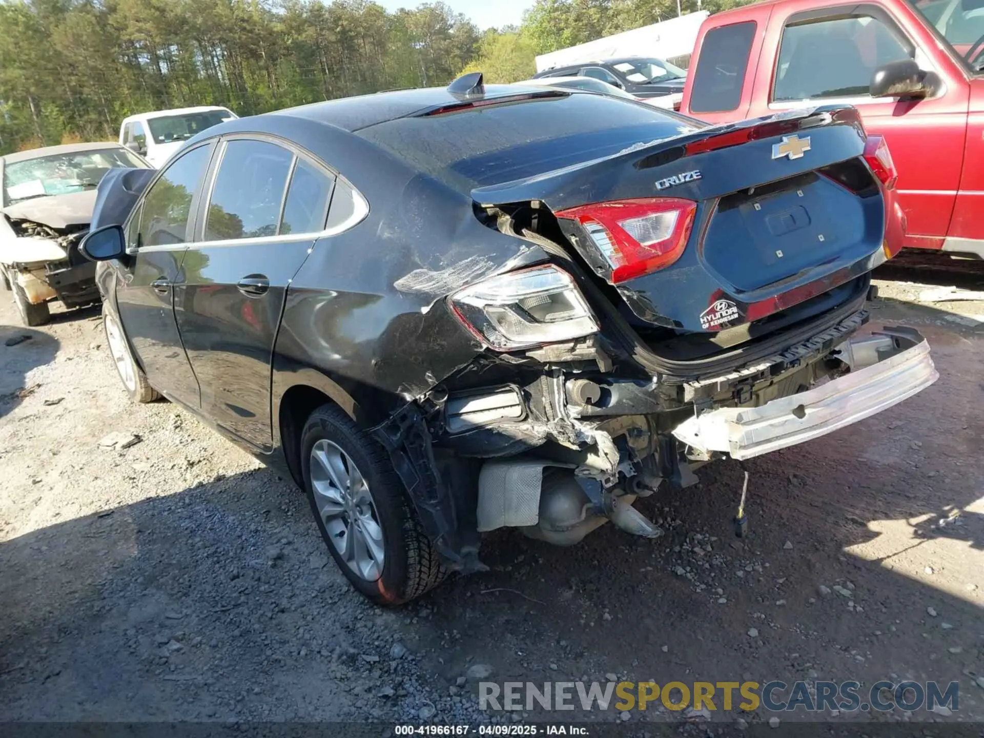 3 Photograph of a damaged car 1G1BE5SM5K7121570 CHEVROLET CRUZE 2019