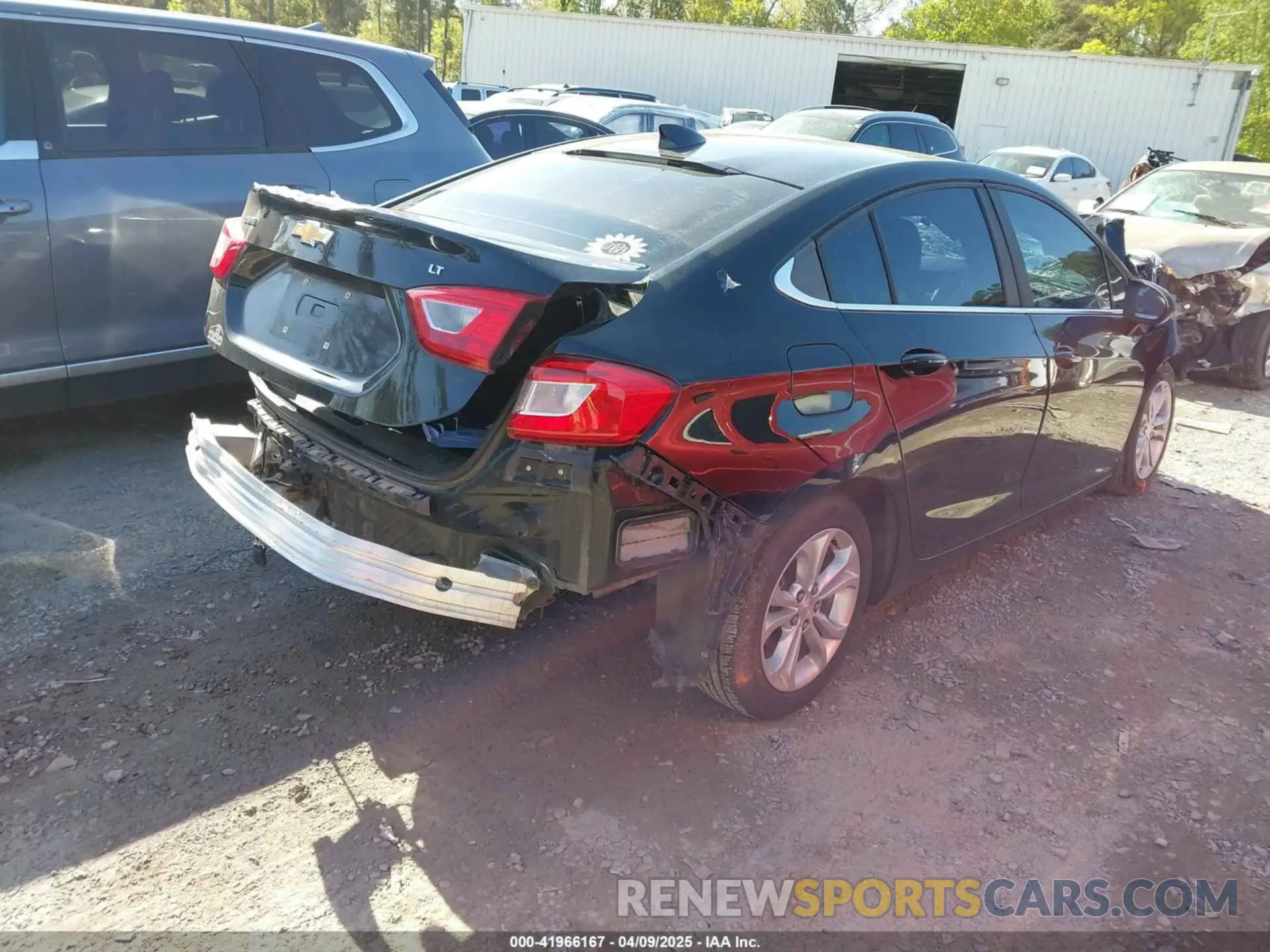 4 Photograph of a damaged car 1G1BE5SM5K7121570 CHEVROLET CRUZE 2019