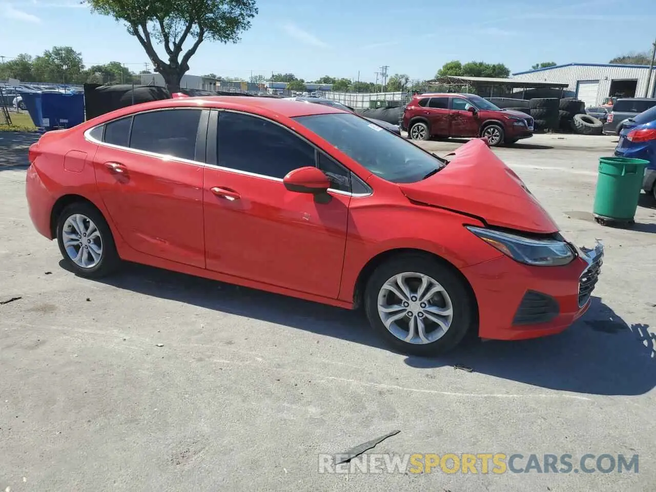 4 Photograph of a damaged car 1G1BE5SM5K7130642 CHEVROLET CRUZE 2019