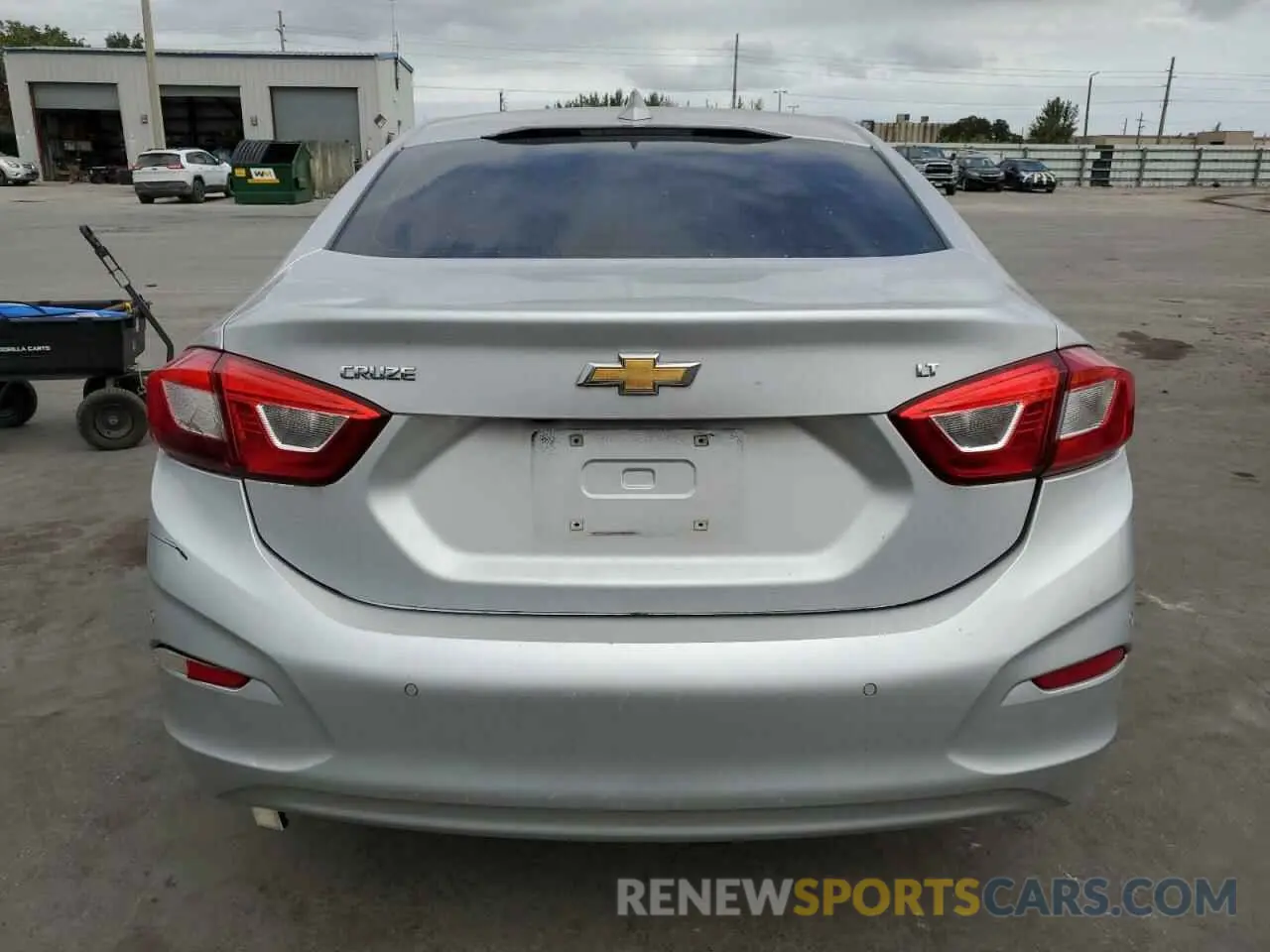 6 Photograph of a damaged car 1G1BE5SM5K7133735 CHEVROLET CRUZE 2019