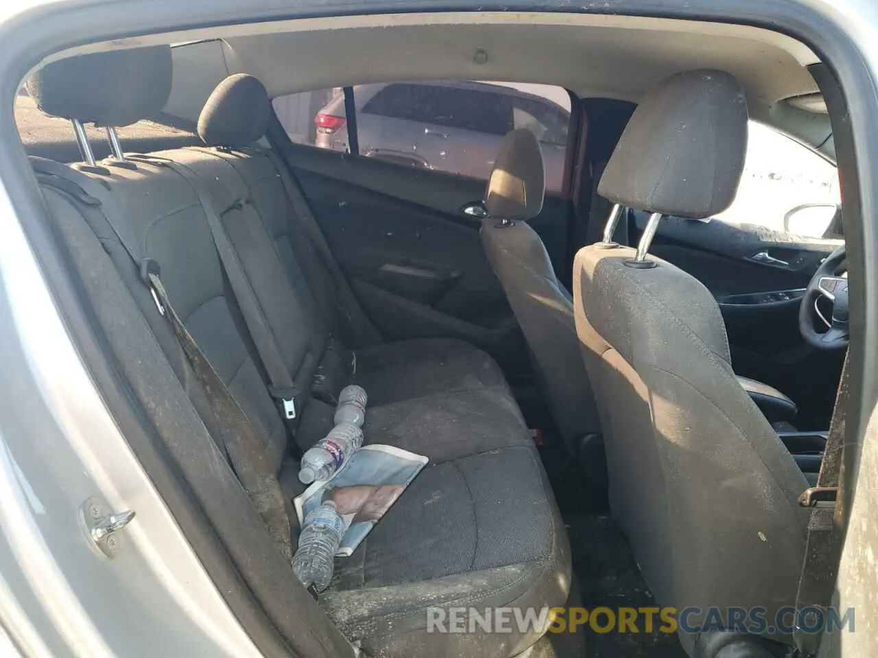 10 Photograph of a damaged car 1G1BE5SM5K7145559 CHEVROLET CRUZE 2019