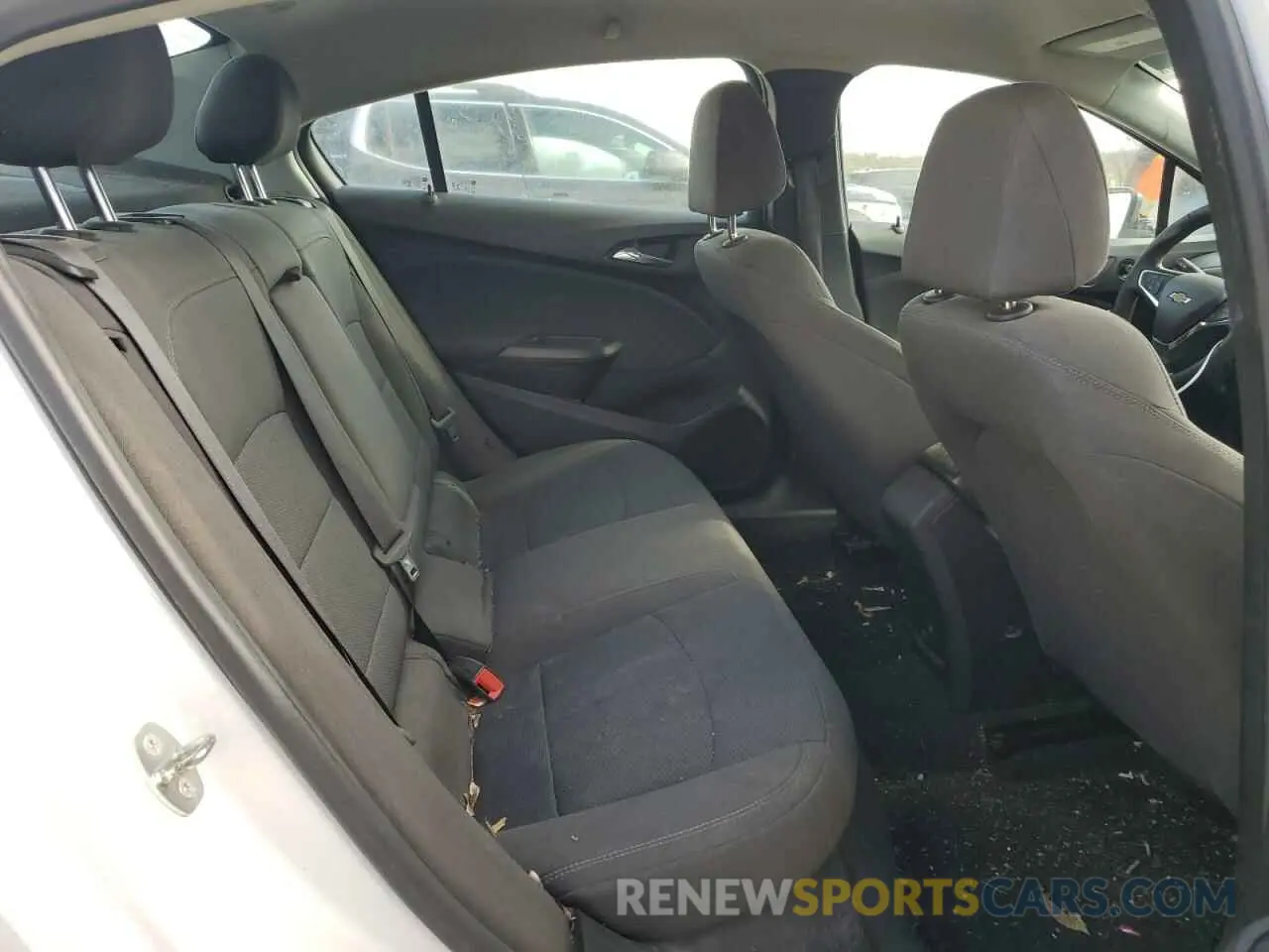 10 Photograph of a damaged car 1G1BE5SM5K7146274 CHEVROLET CRUZE 2019