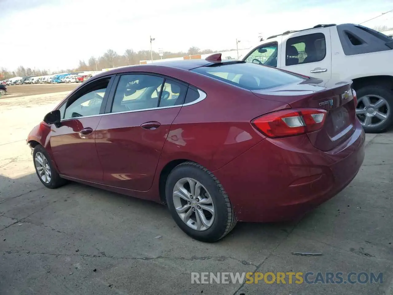 2 Photograph of a damaged car 1G1BE5SM6K7103742 CHEVROLET CRUZE 2019