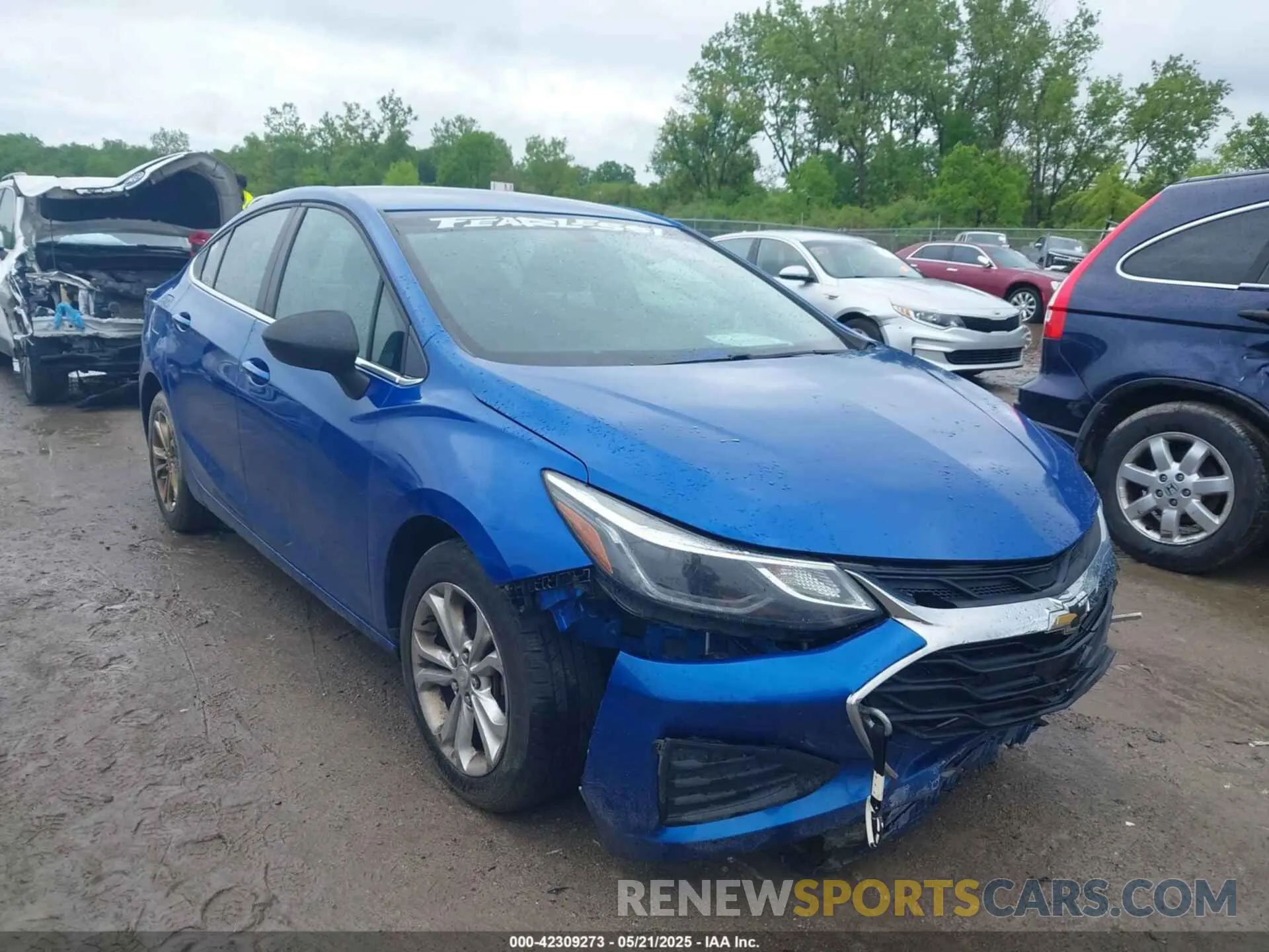 1 Photograph of a damaged car 1G1BE5SM6K7106334 CHEVROLET CRUZE 2019