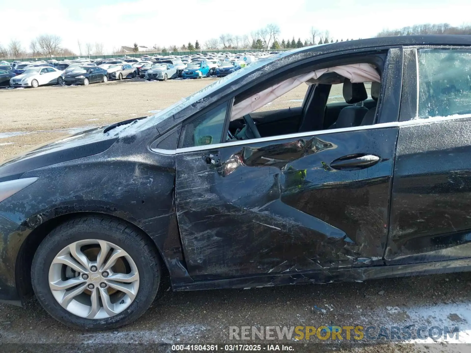 6 Photograph of a damaged car 1G1BE5SM6K7106561 CHEVROLET CRUZE 2019