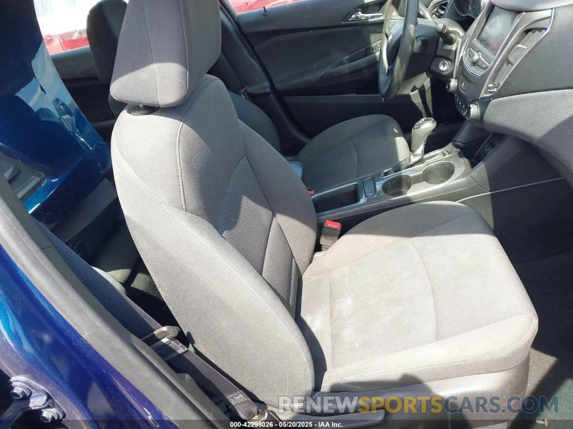 5 Photograph of a damaged car 1G1BE5SM6K7113798 CHEVROLET CRUZE 2019