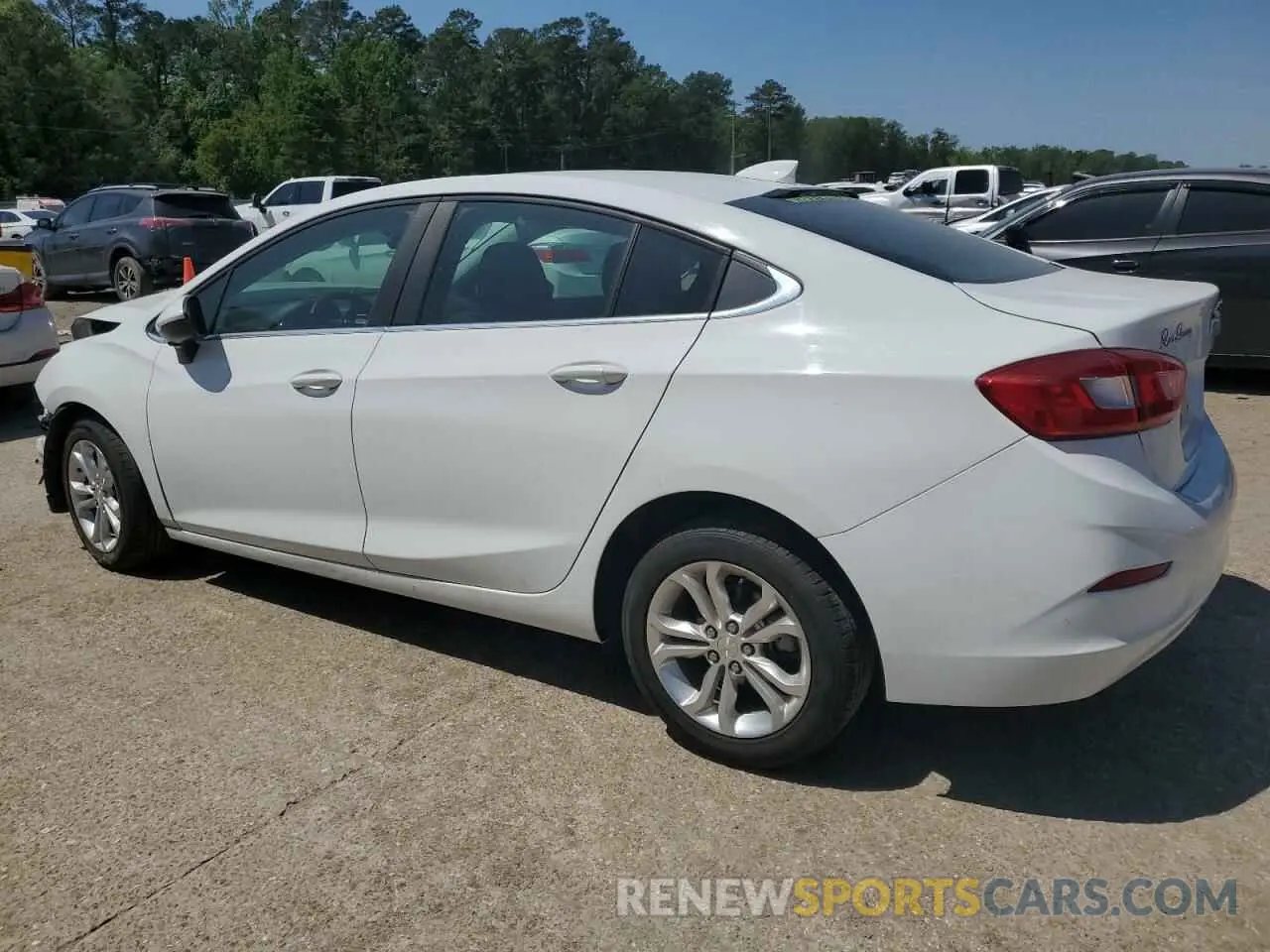 2 Photograph of a damaged car 1G1BE5SM6K7116491 CHEVROLET CRUZE 2019