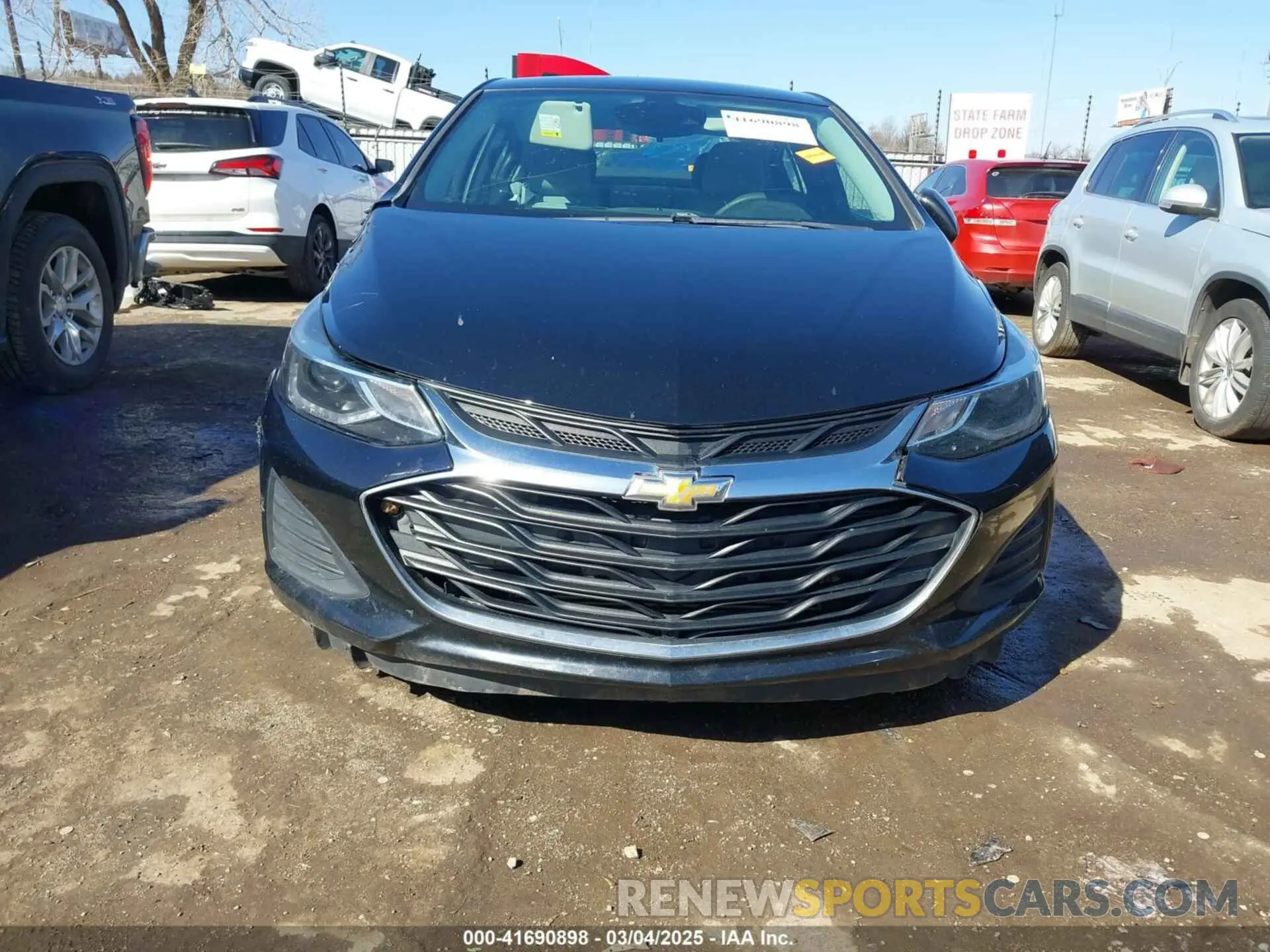 12 Photograph of a damaged car 1G1BE5SM6K7124879 CHEVROLET CRUZE 2019