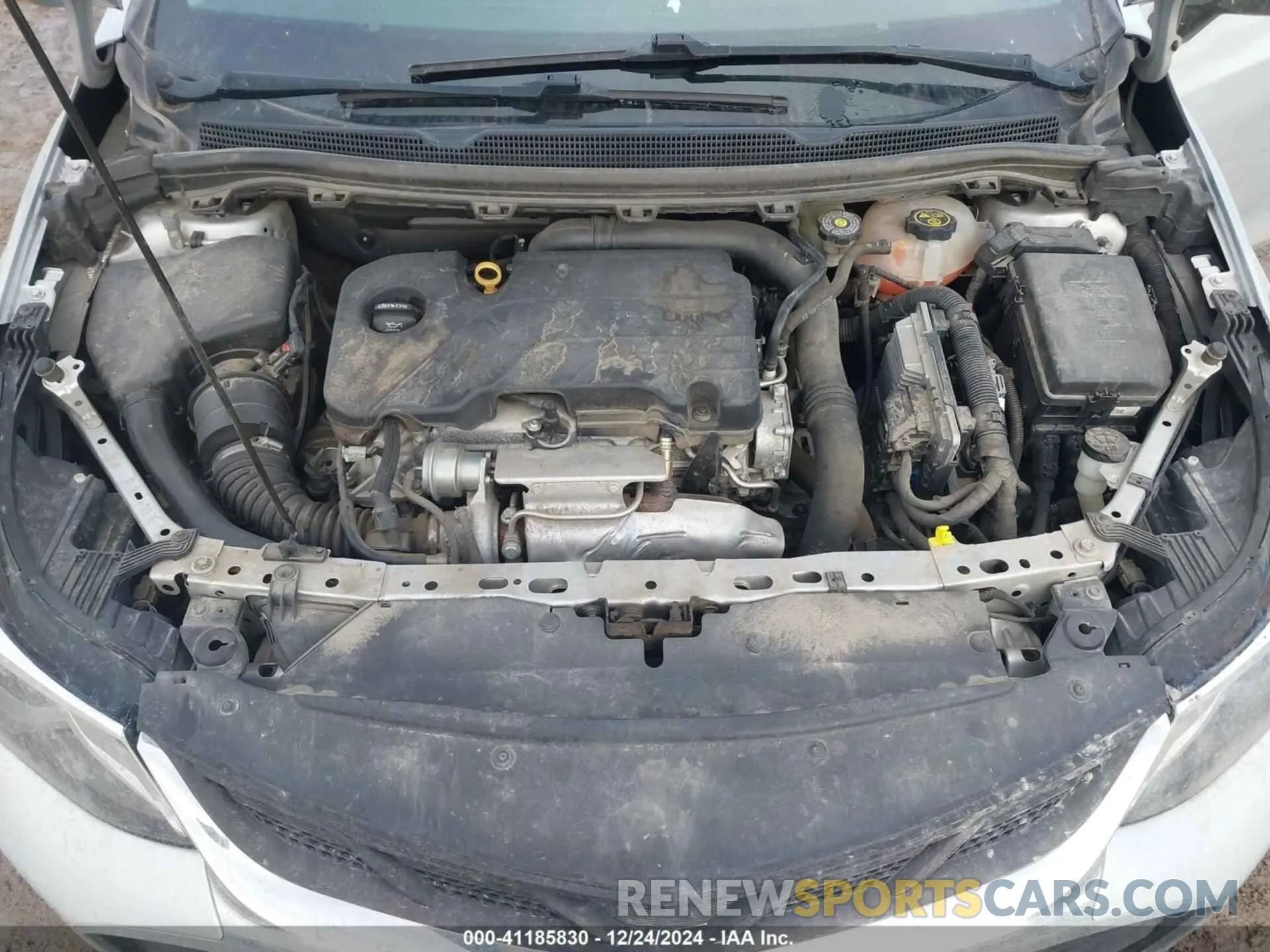 10 Photograph of a damaged car 1G1BE5SM6K7127460 CHEVROLET CRUZE 2019