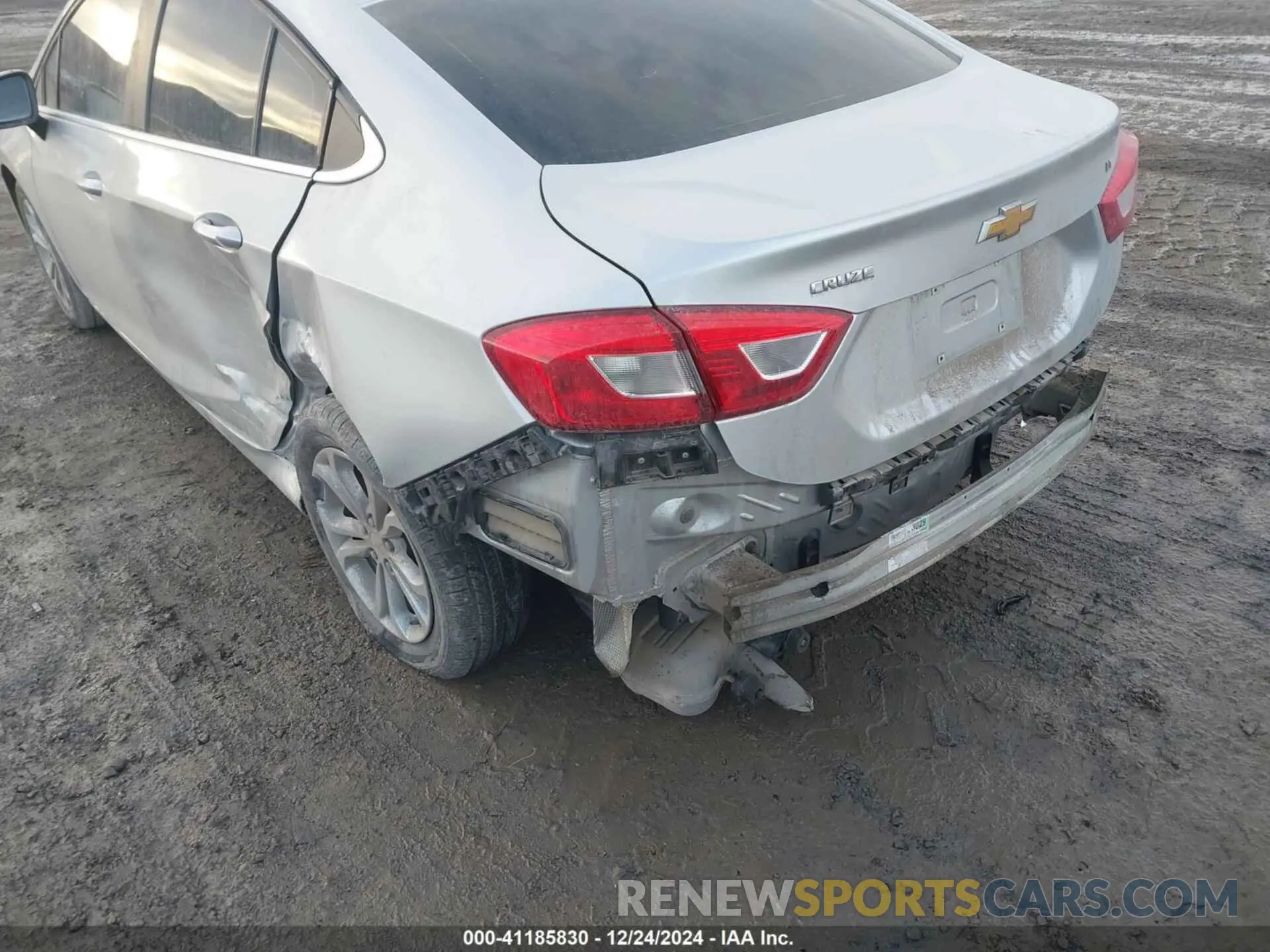 6 Photograph of a damaged car 1G1BE5SM6K7127460 CHEVROLET CRUZE 2019