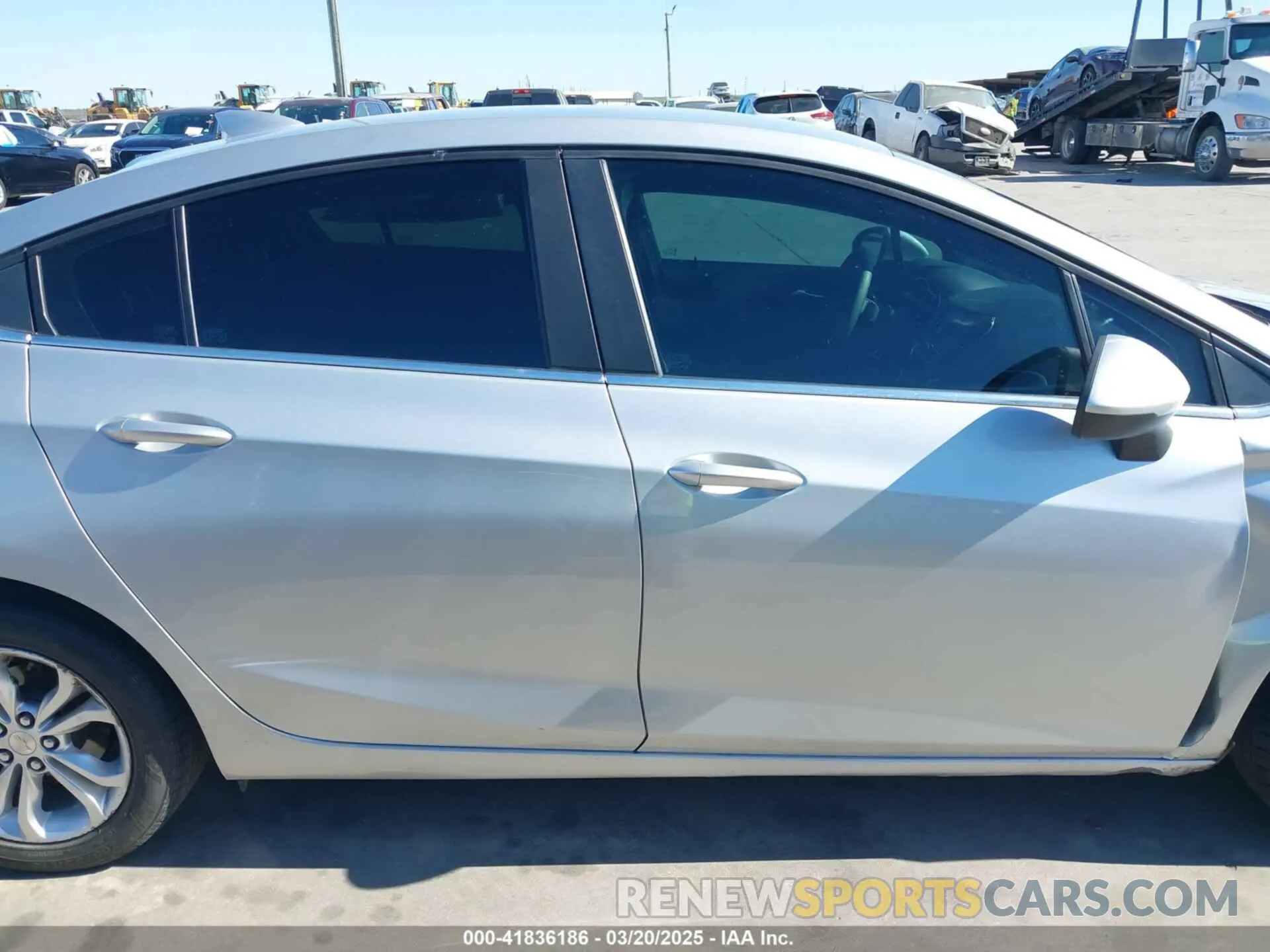 13 Photograph of a damaged car 1G1BE5SM6K7131914 CHEVROLET CRUZE 2019