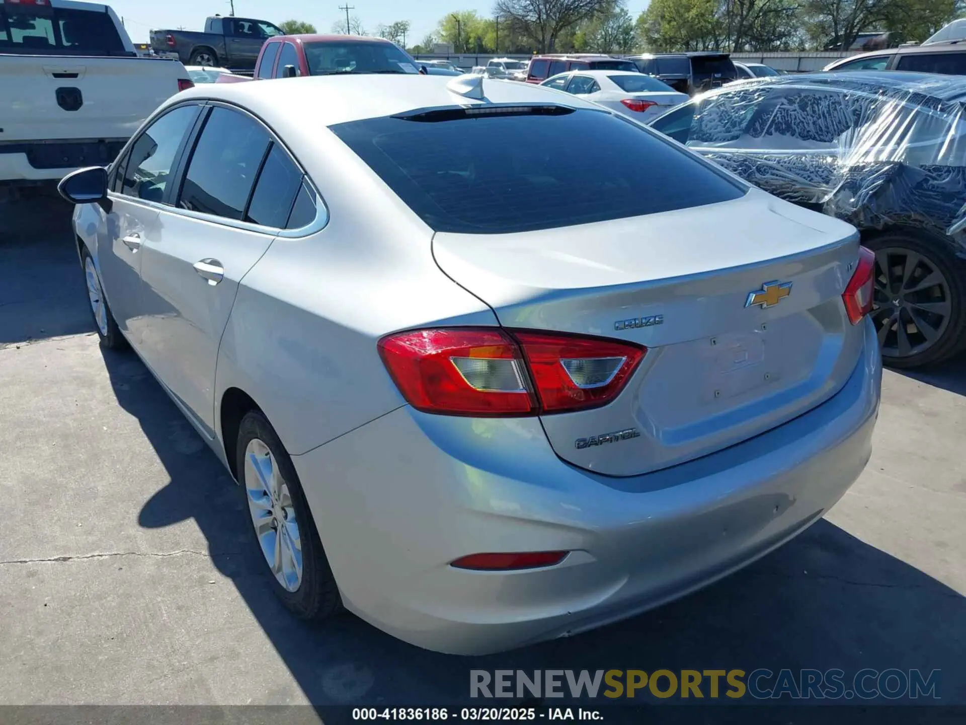 3 Photograph of a damaged car 1G1BE5SM6K7131914 CHEVROLET CRUZE 2019