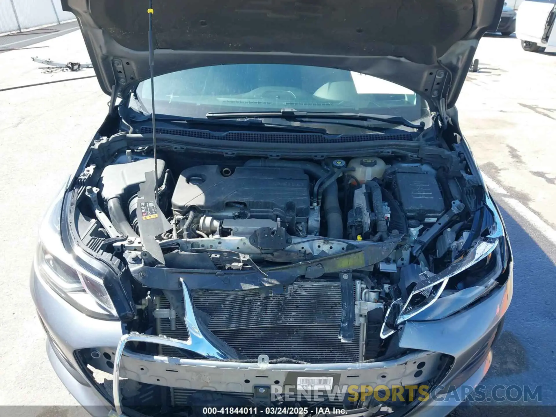 10 Photograph of a damaged car 1G1BE5SM6K7139057 CHEVROLET CRUZE 2019