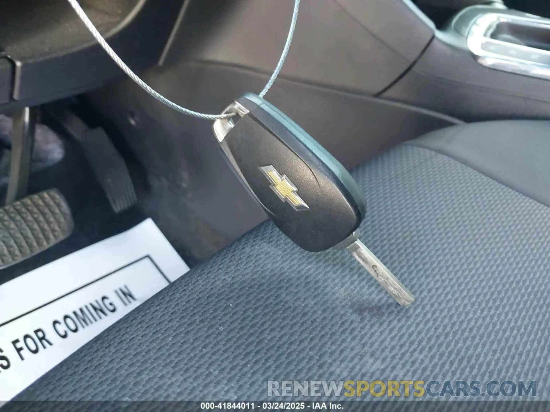 11 Photograph of a damaged car 1G1BE5SM6K7139057 CHEVROLET CRUZE 2019