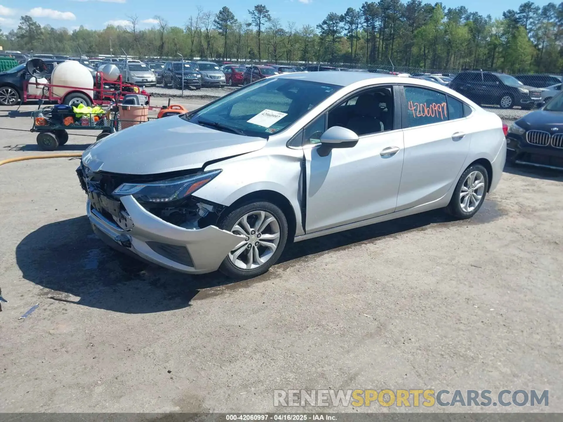 2 Photograph of a damaged car 1G1BE5SM6K7140189 CHEVROLET CRUZE 2019