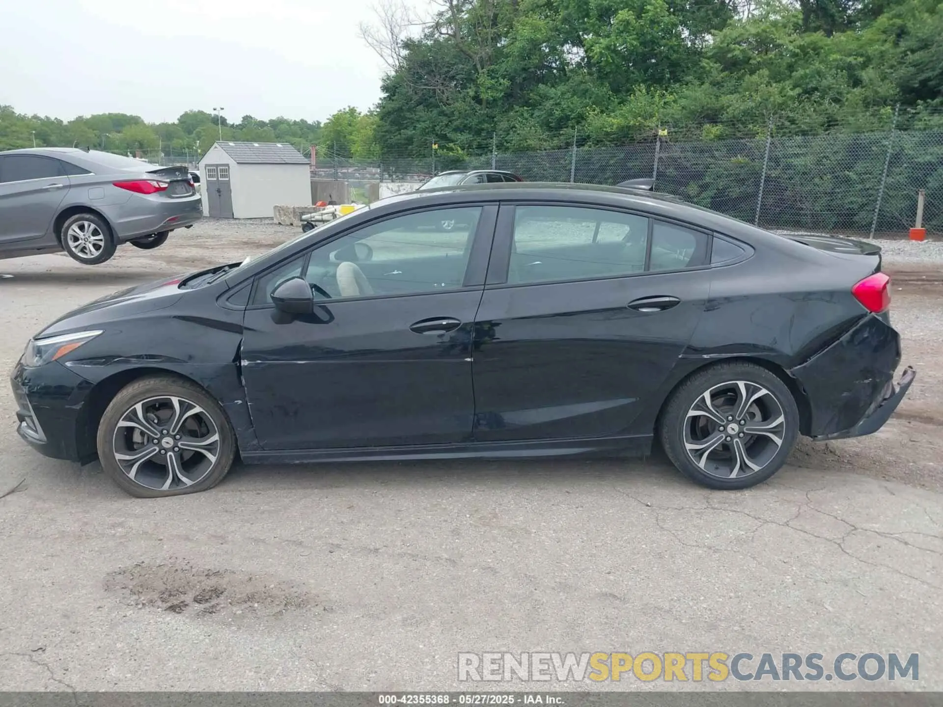 14 Photograph of a damaged car 1G1BE5SM6K7141438 CHEVROLET CRUZE 2019