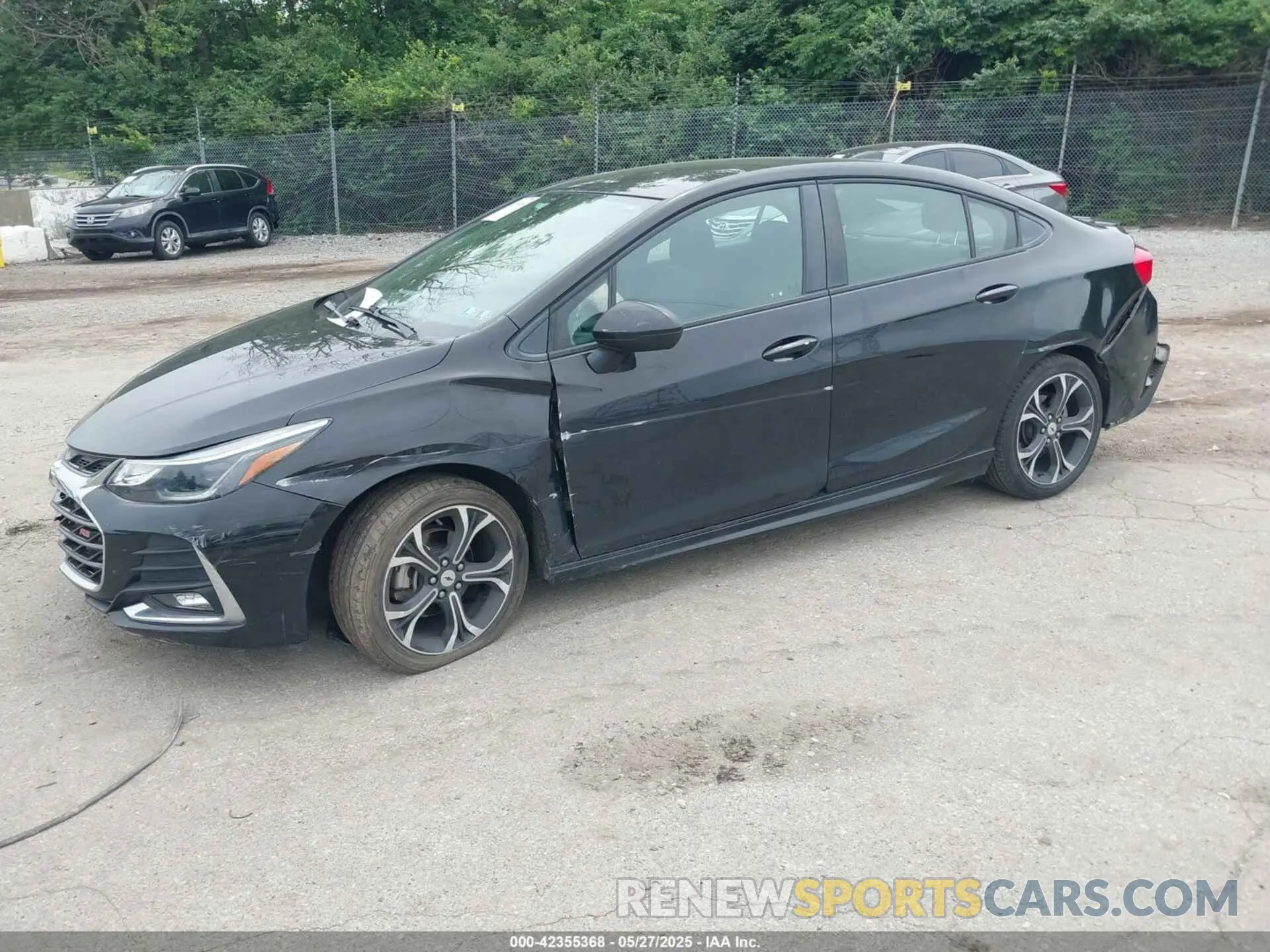 2 Photograph of a damaged car 1G1BE5SM6K7141438 CHEVROLET CRUZE 2019