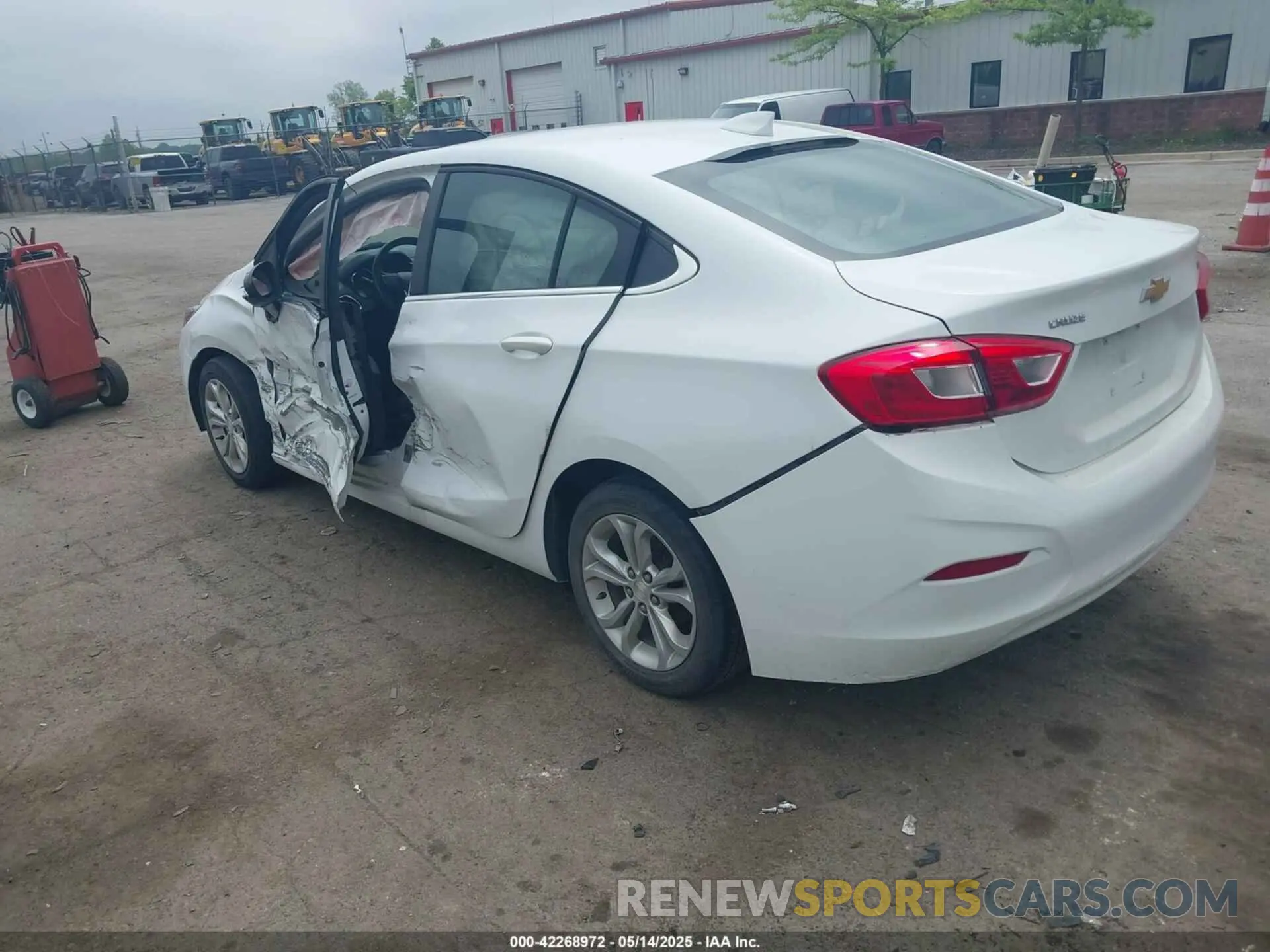 3 Photograph of a damaged car 1G1BE5SM6K7146428 CHEVROLET CRUZE 2019