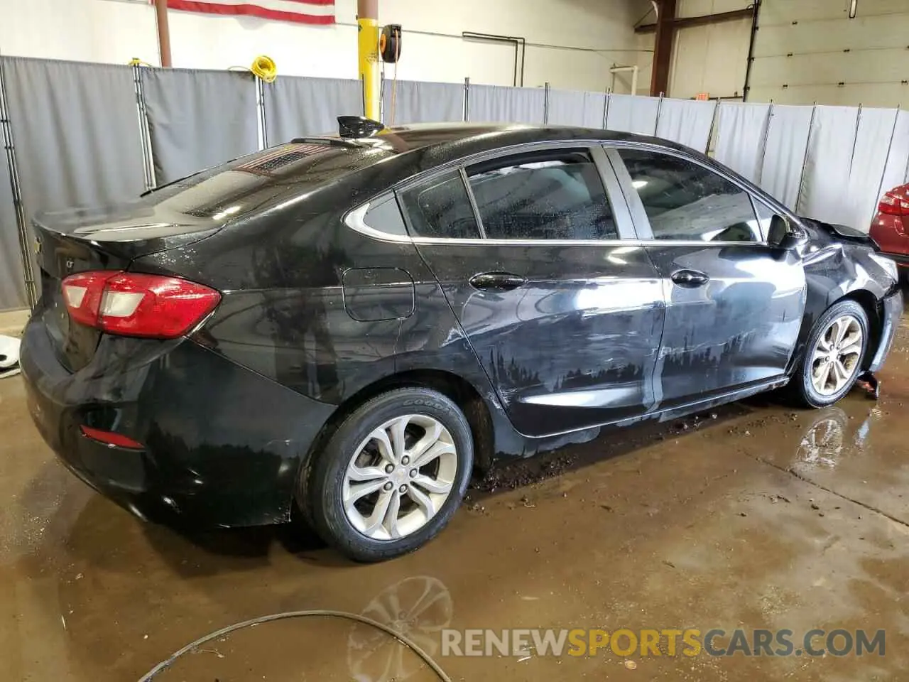 3 Photograph of a damaged car 1G1BE5SM7K7108688 CHEVROLET CRUZE 2019