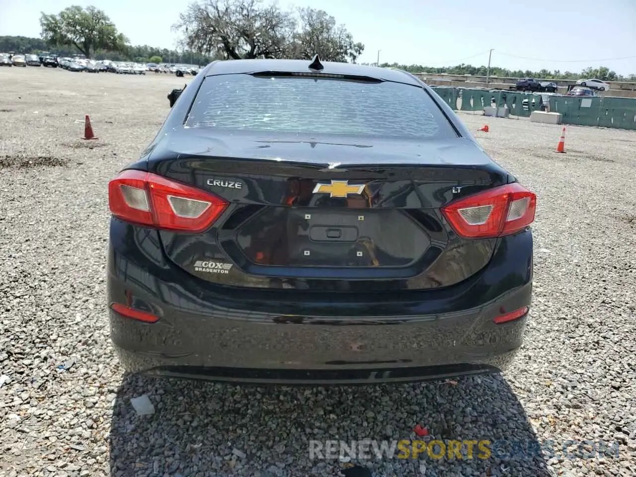 6 Photograph of a damaged car 1G1BE5SM7K7145580 CHEVROLET CRUZE 2019