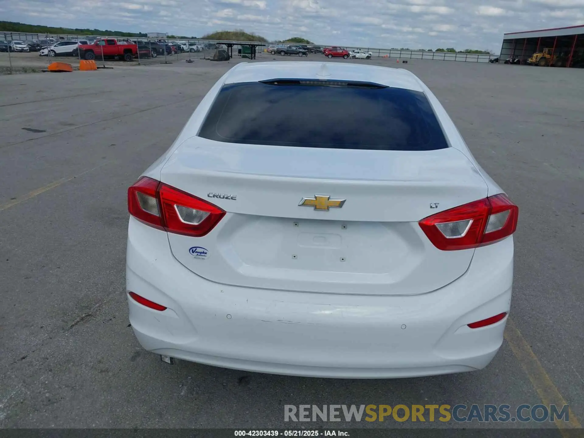 22 Photograph of a damaged car 1G1BE5SM8K7100969 CHEVROLET CRUZE 2019