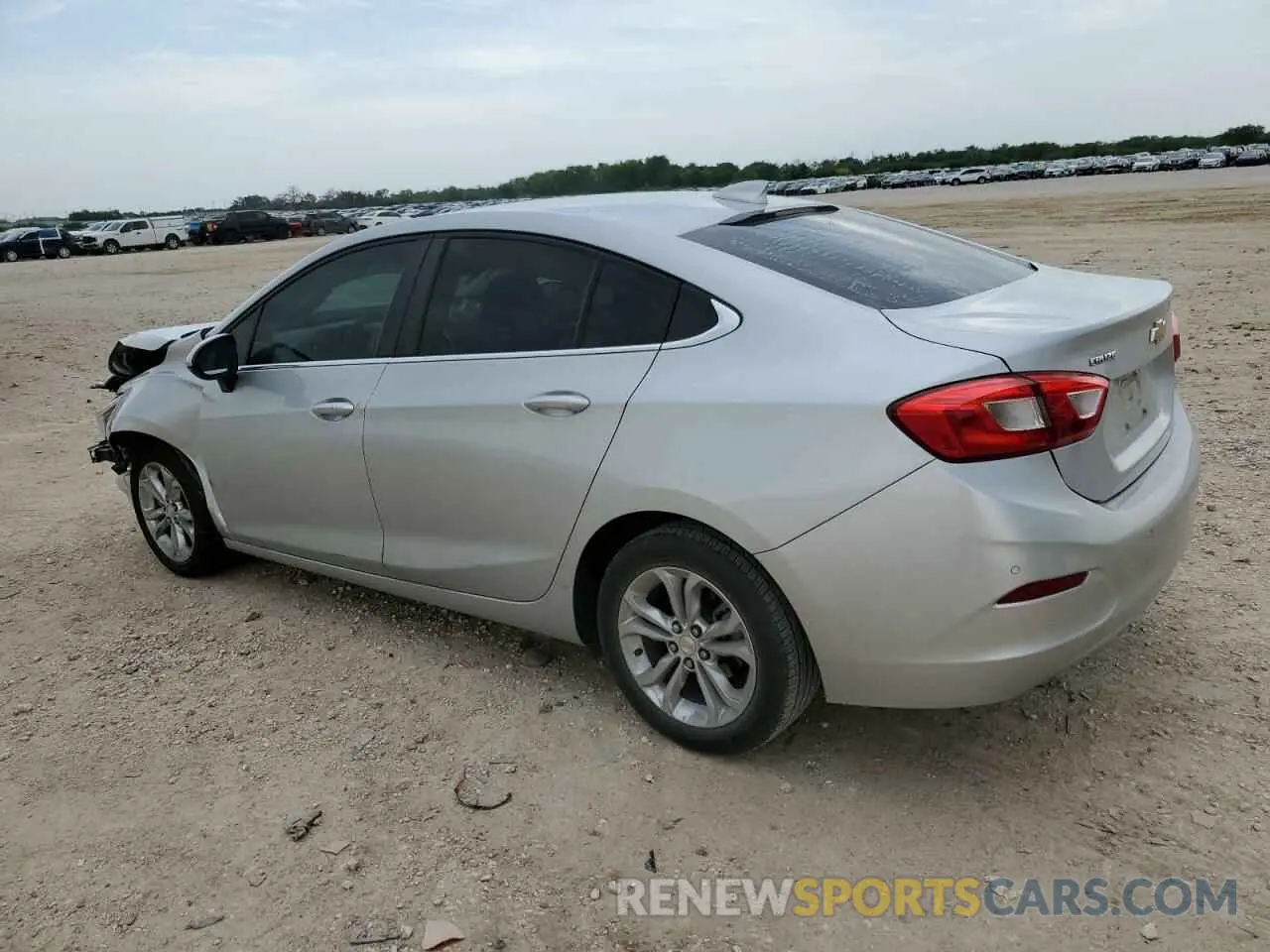 2 Photograph of a damaged car 1G1BE5SM8K7102768 CHEVROLET CRUZE 2019