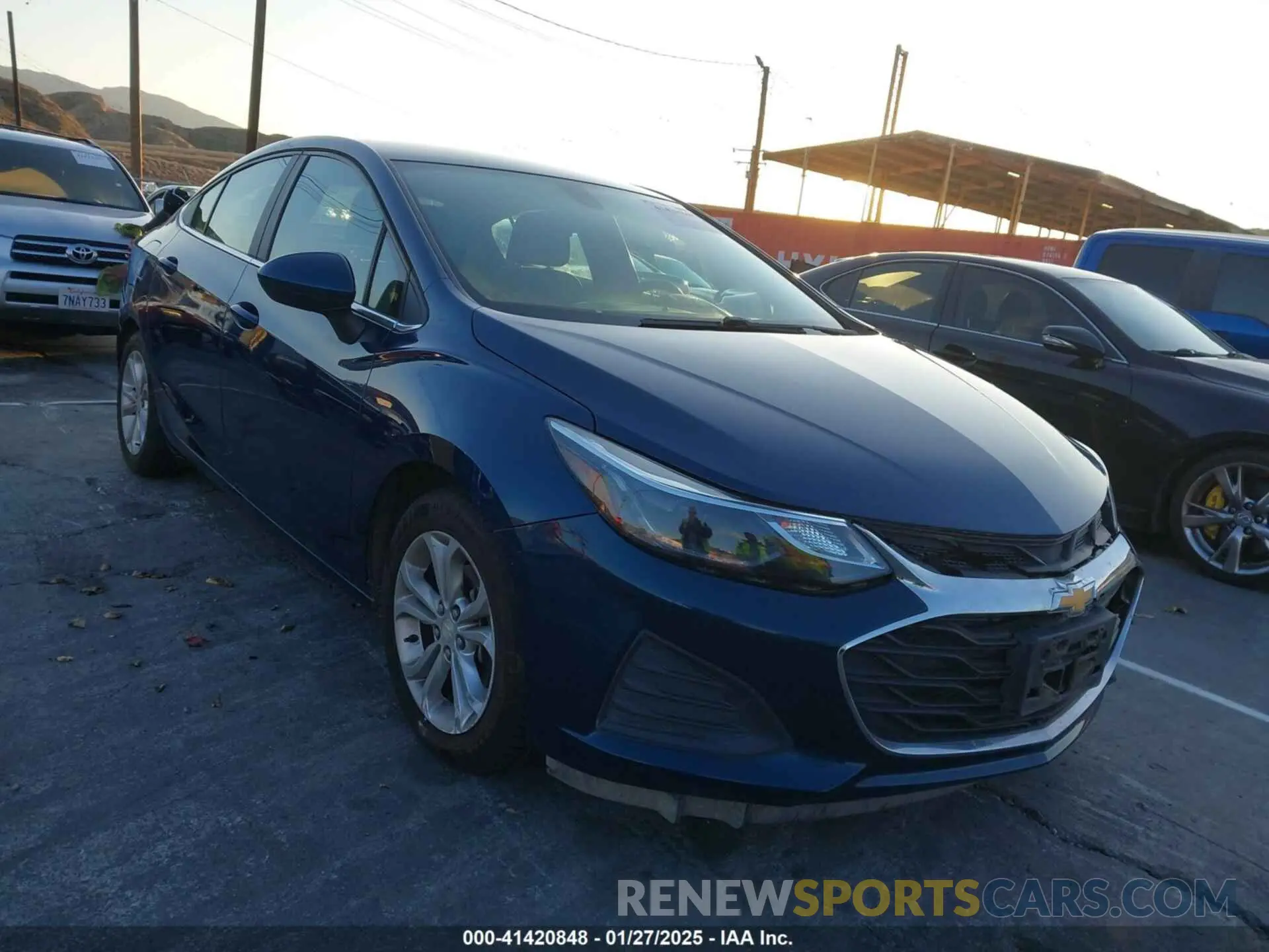 1 Photograph of a damaged car 1G1BE5SM8K7111261 CHEVROLET CRUZE 2019